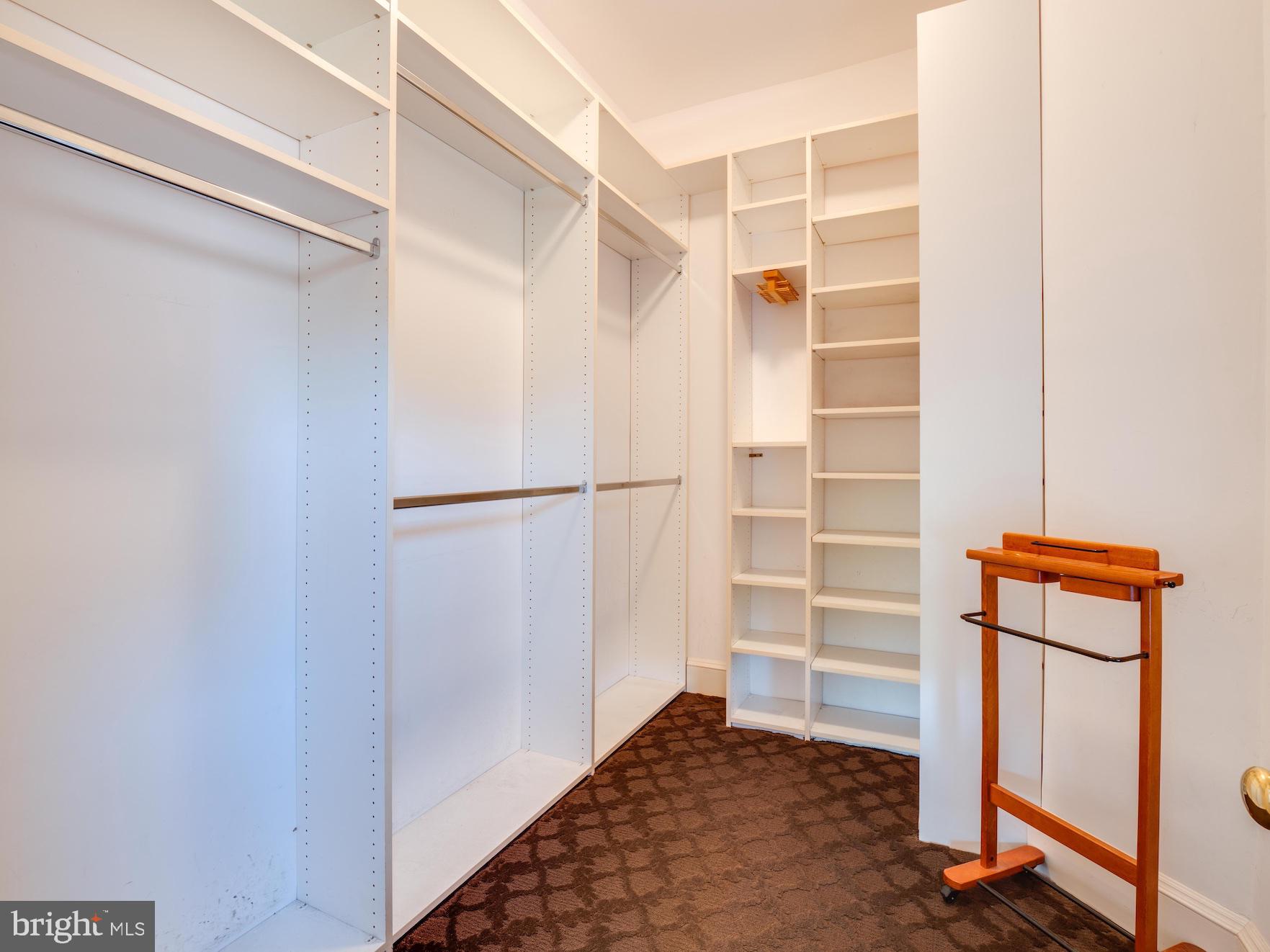 CAPITOL HILL - Residential