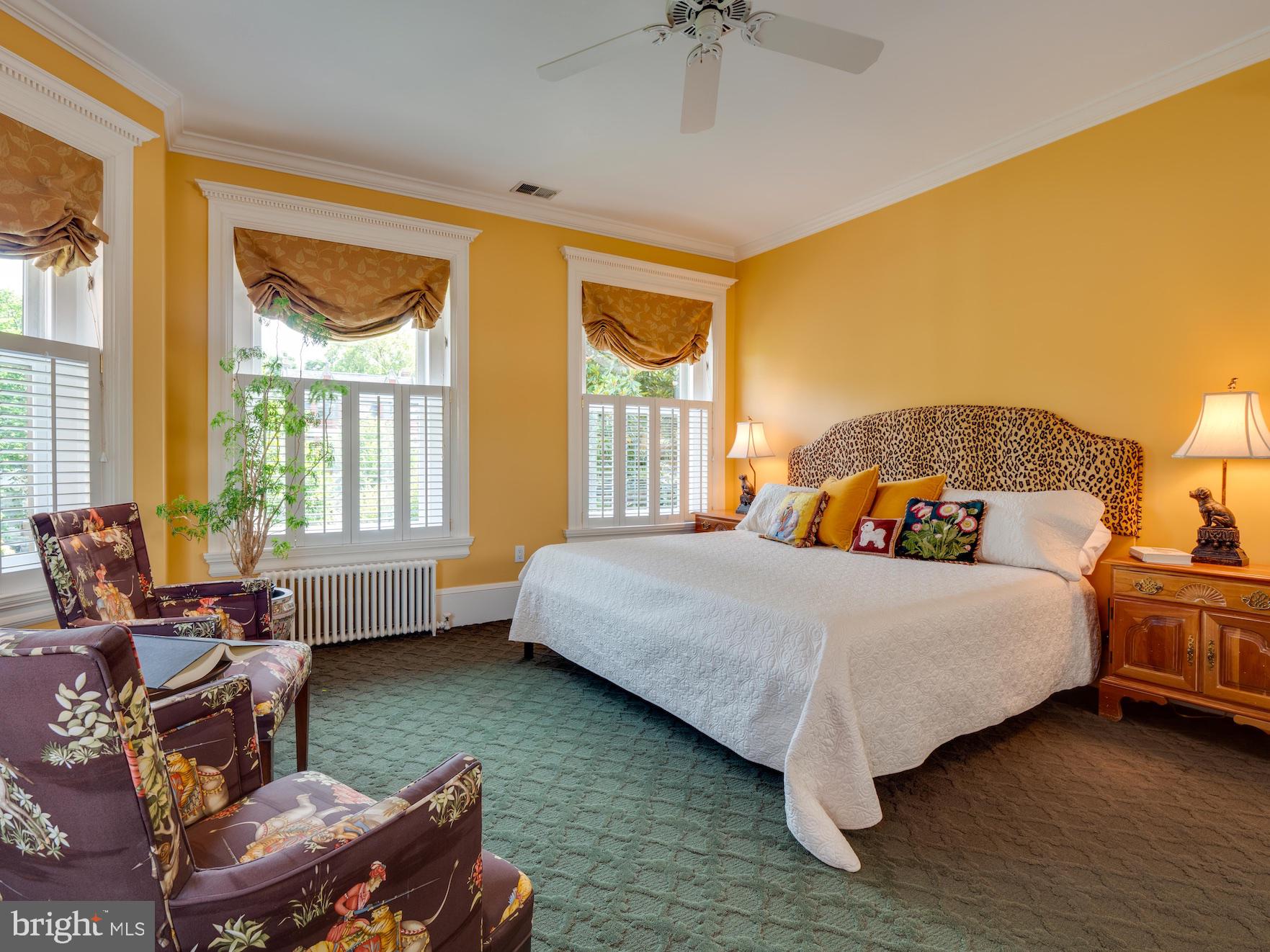CAPITOL HILL - Residential