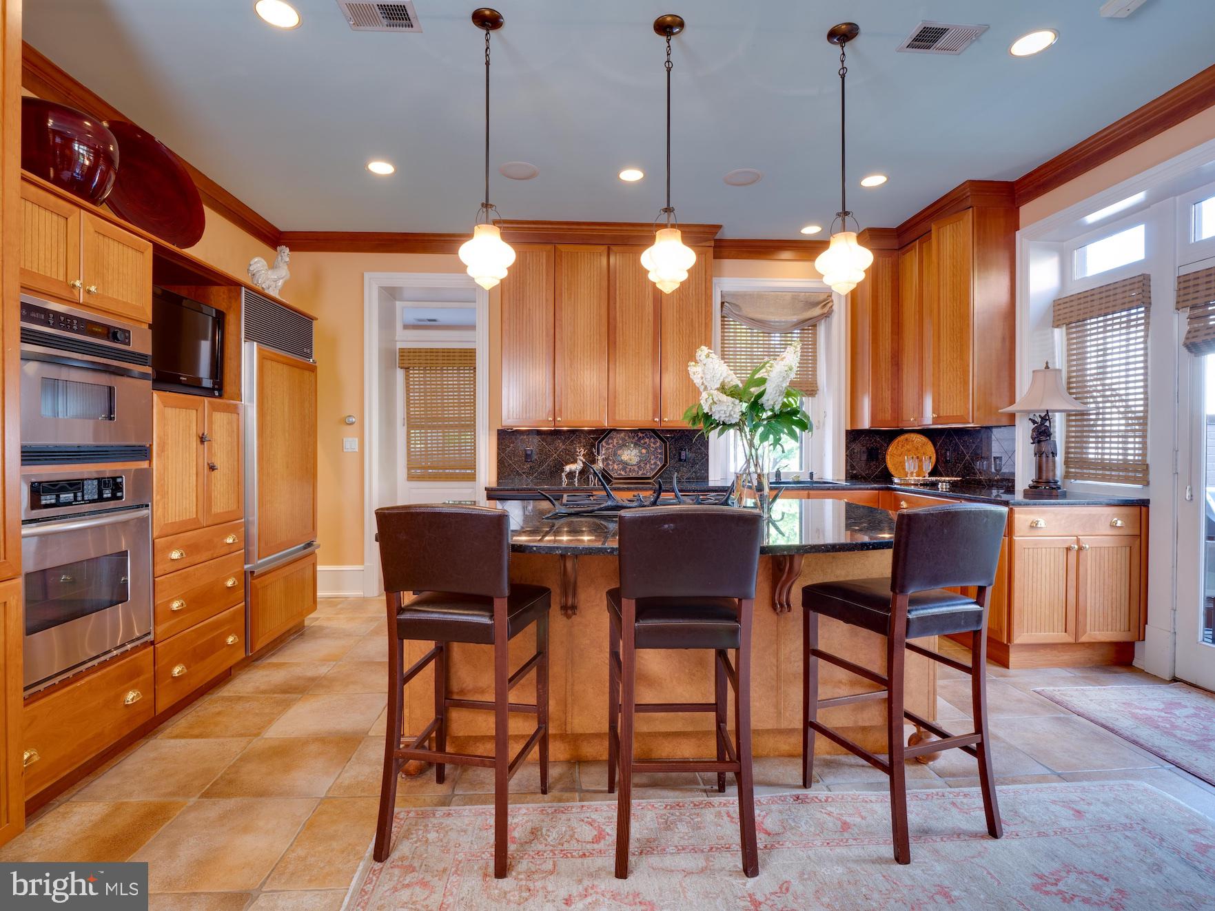CAPITOL HILL - Residential