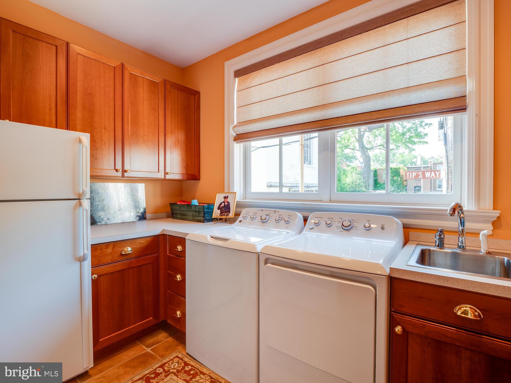 CAPITOL HILL - Residential