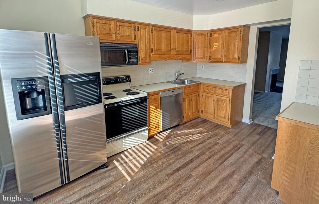 Photo of 802 Seminole Gdns Gardens, AMBLER, PA 19002 (MLS # PAMC2167284)