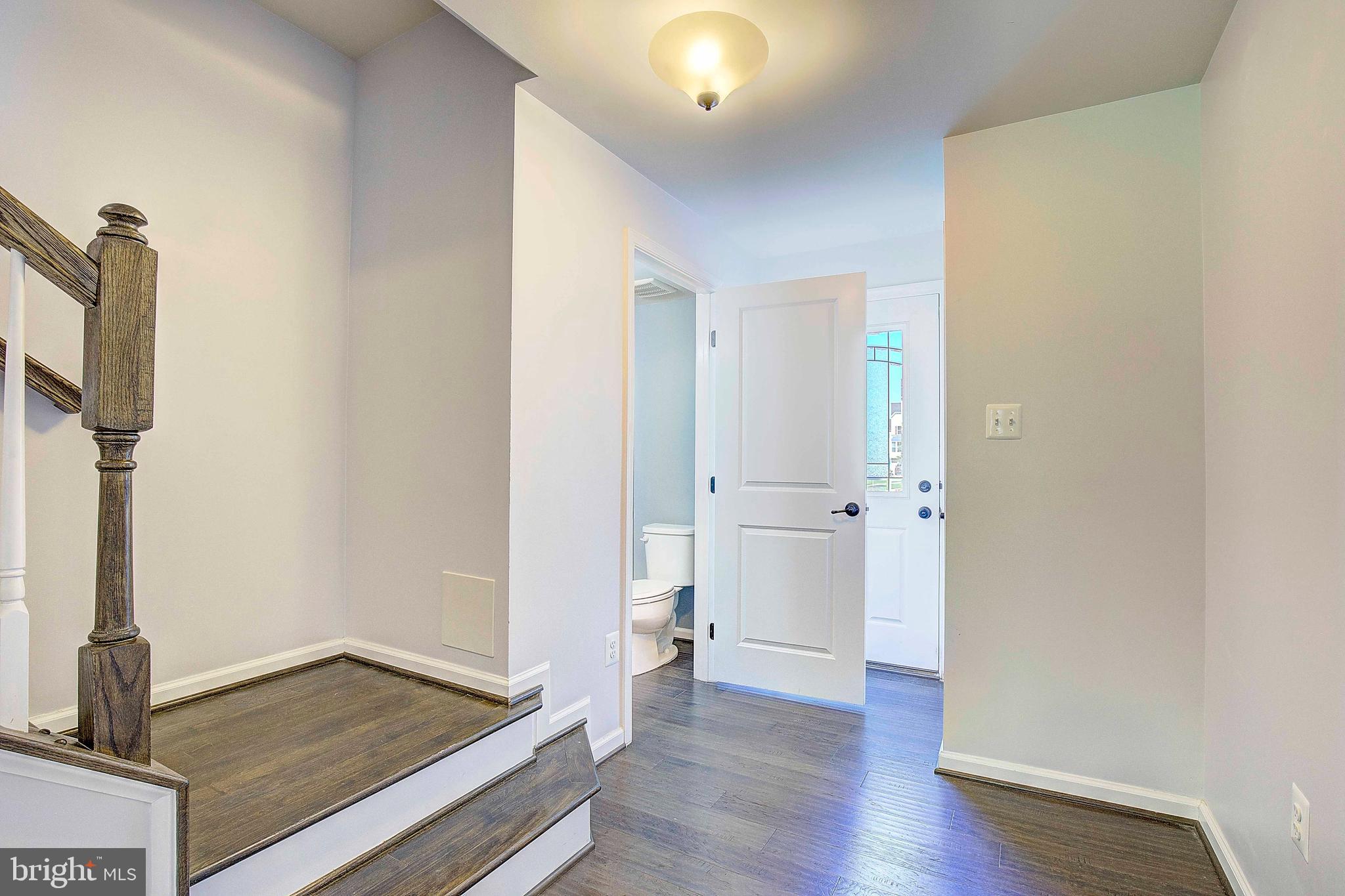 CREEKSIDE VILLAGE AT TANYARD SPRINGS - Residential