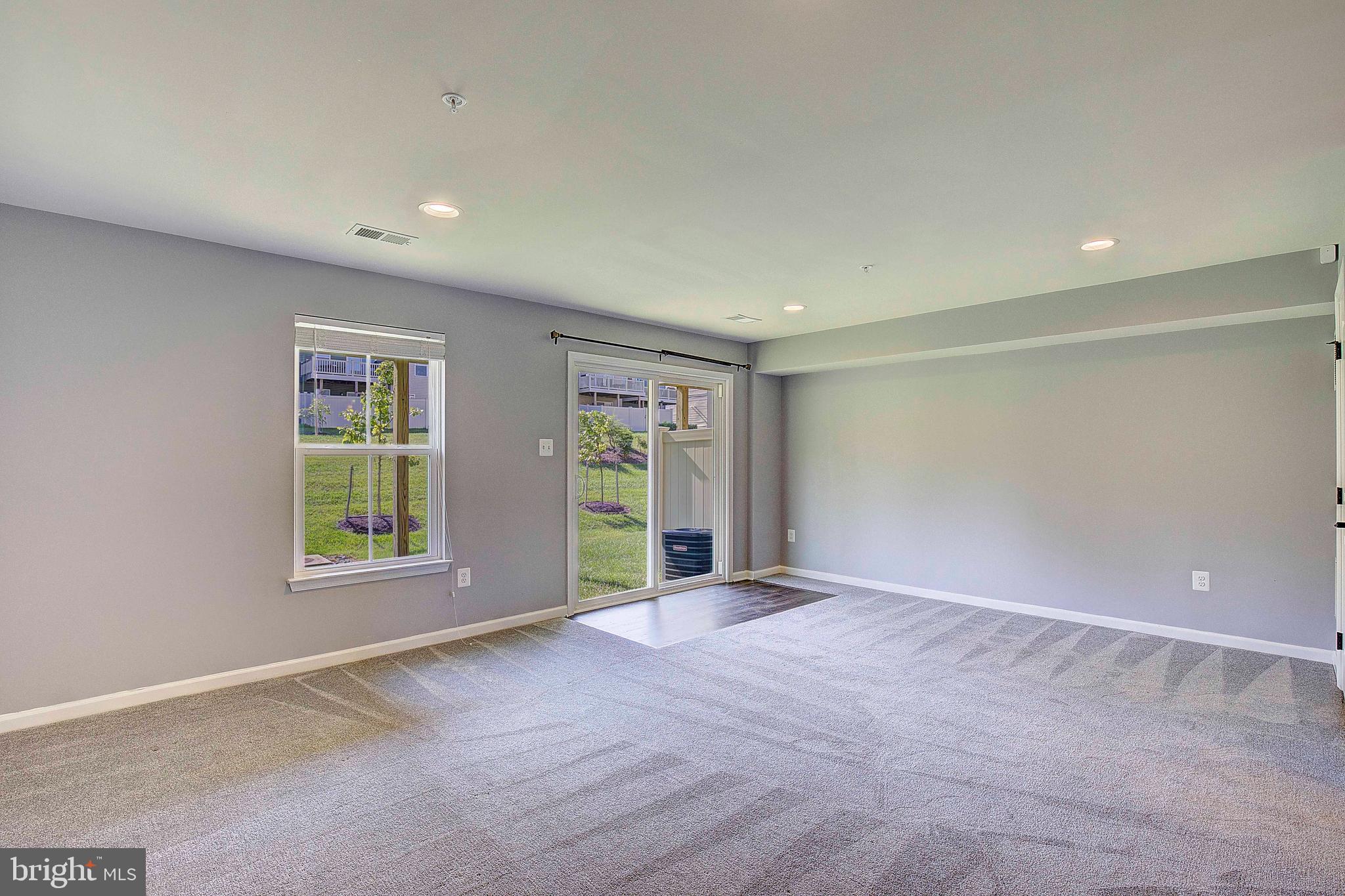 CREEKSIDE VILLAGE AT TANYARD SPRINGS - Residential