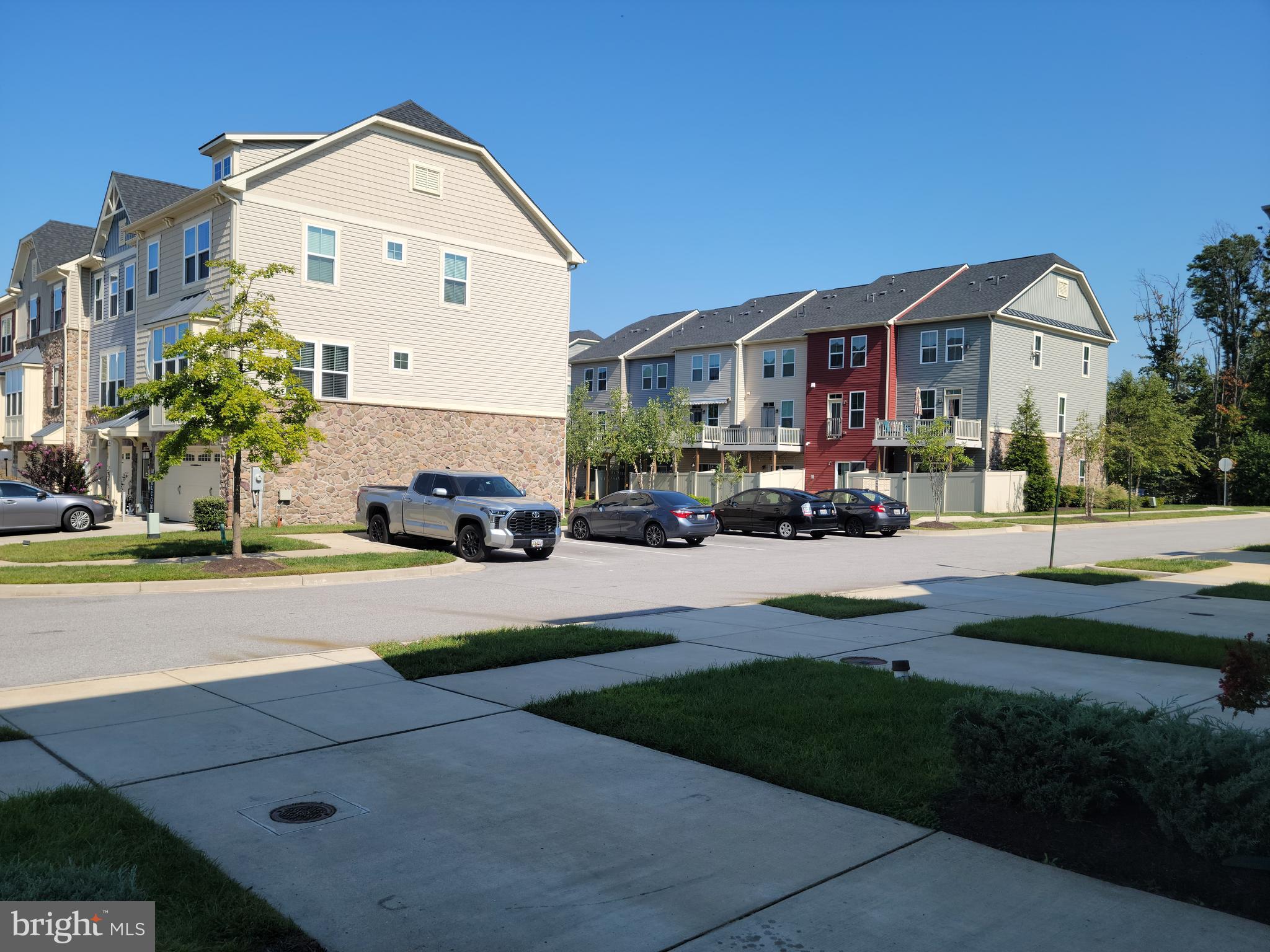 CREEKSIDE VILLAGE AT TANYARD SPRINGS - Residential