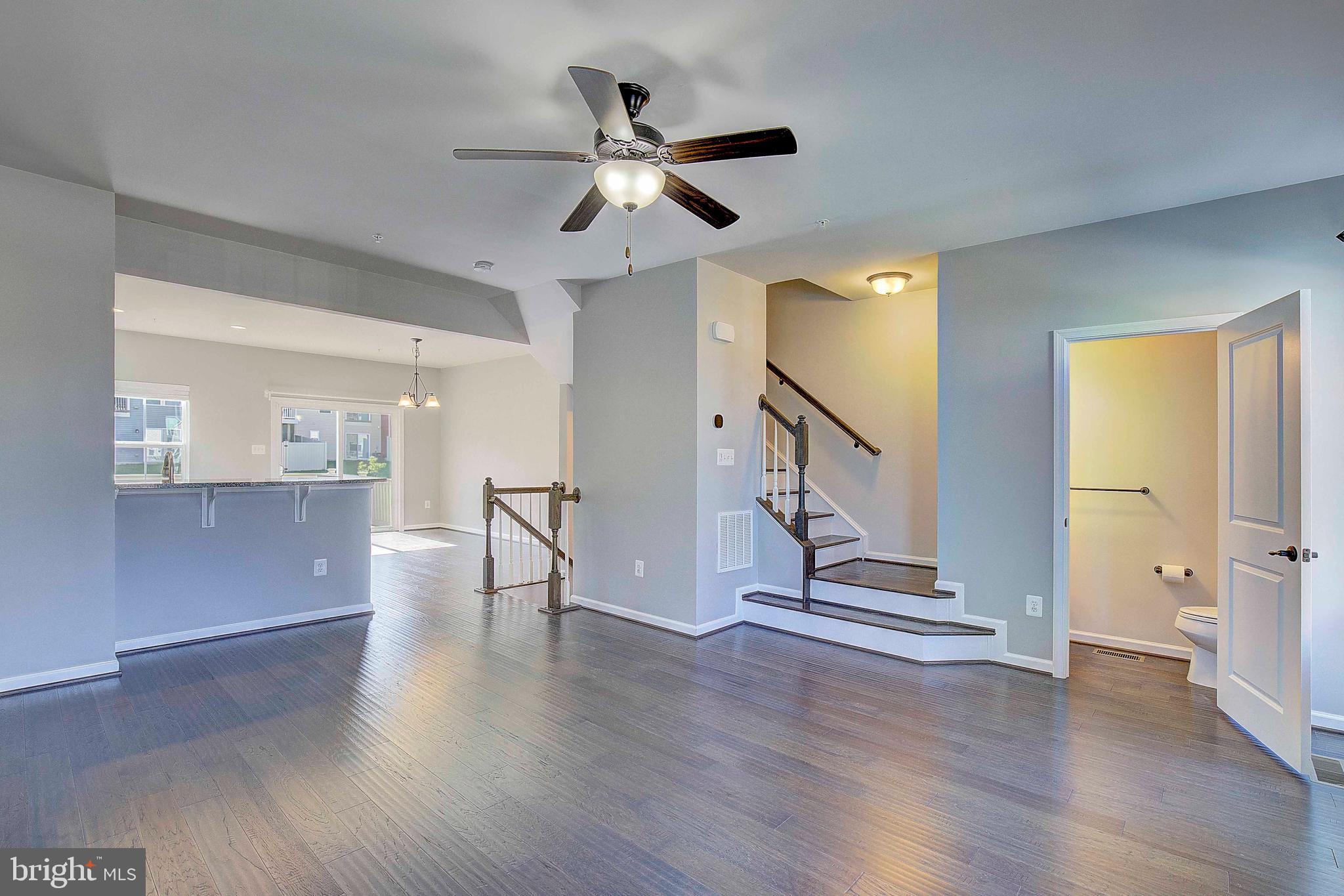 CREEKSIDE VILLAGE AT TANYARD SPRINGS - Residential