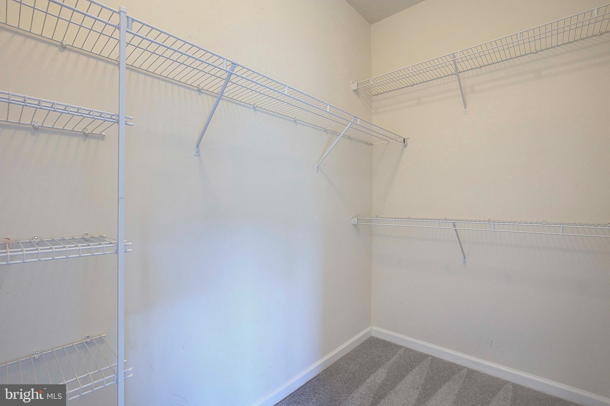 CREEKSIDE VILLAGE AT TANYARD SPRINGS - Residential