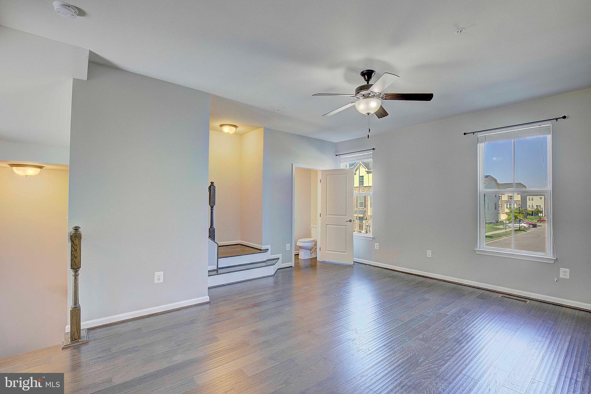 CREEKSIDE VILLAGE AT TANYARD SPRINGS - Residential