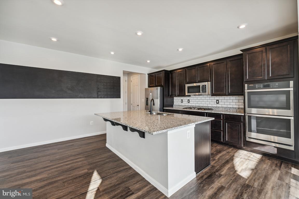 NEW POST ON THE RAPPAHANNOCK - Residential