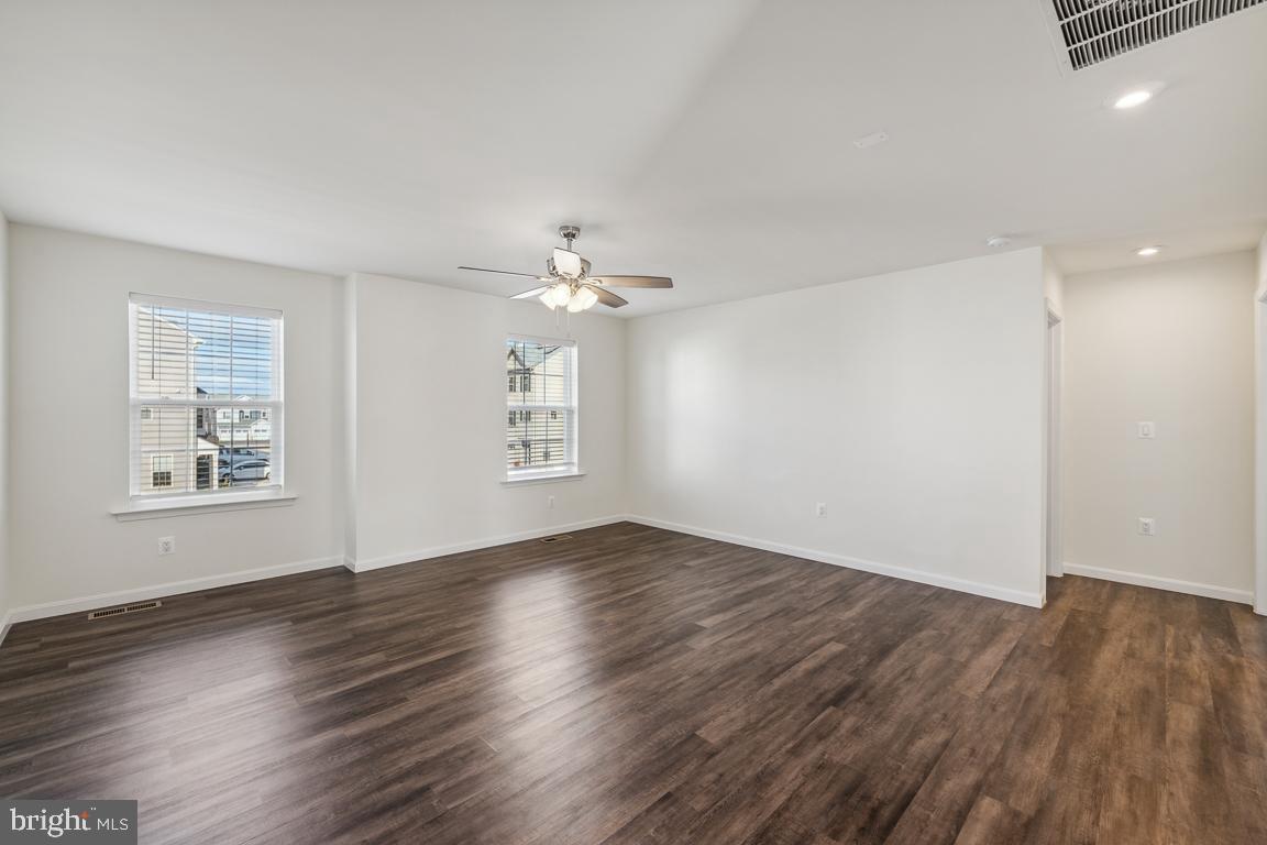 NEW POST ON THE RAPPAHANNOCK - Residential