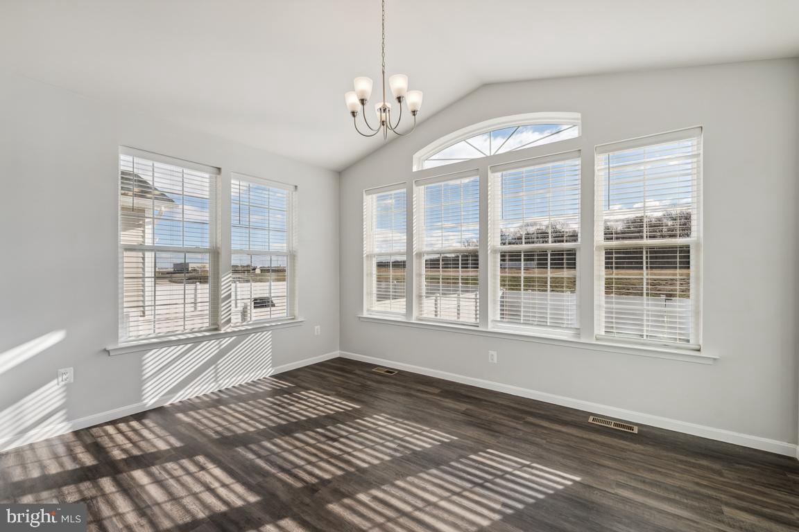 NEW POST ON THE RAPPAHANNOCK - Residential