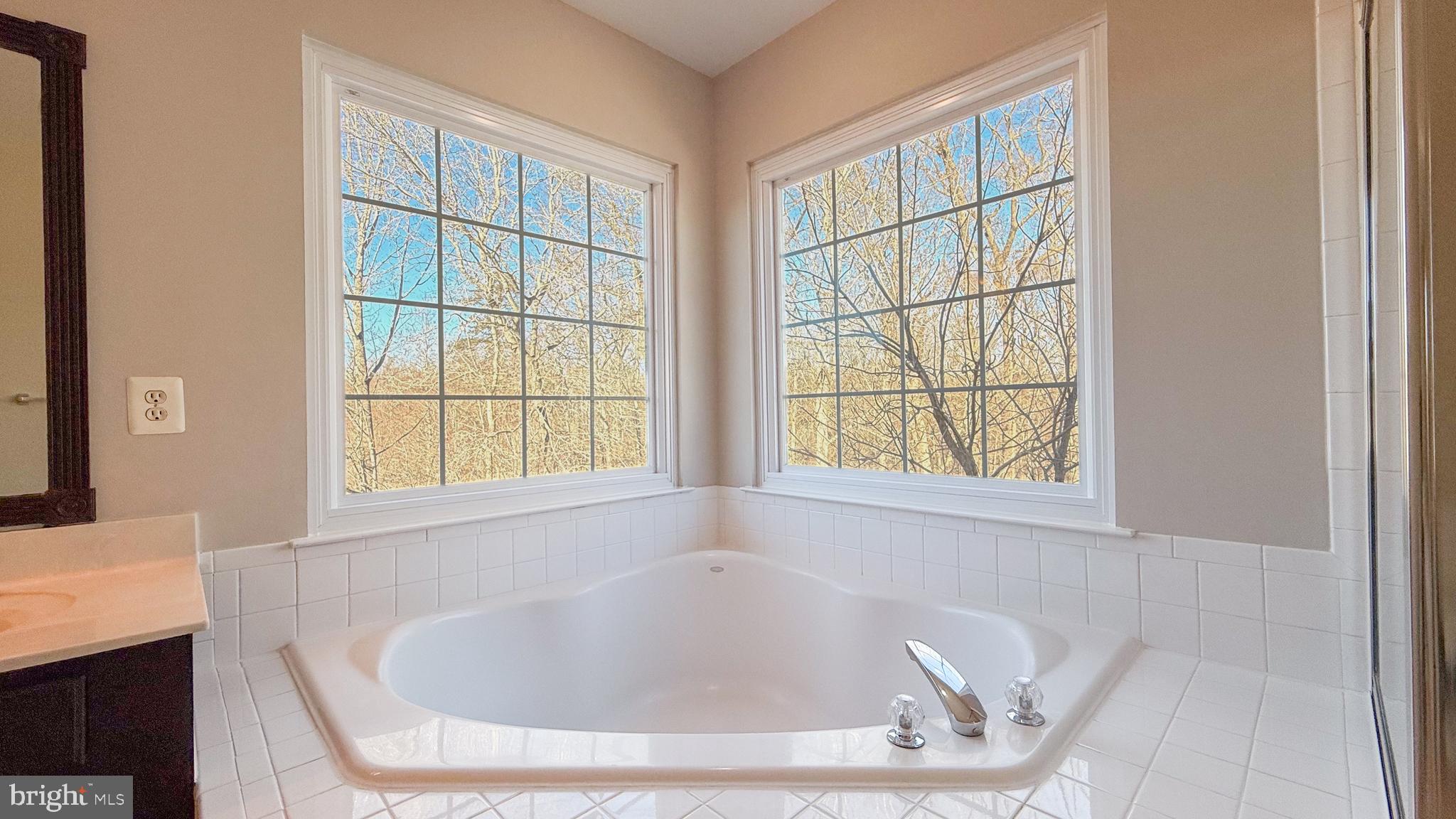 BLOOMS CROSSING - Residential