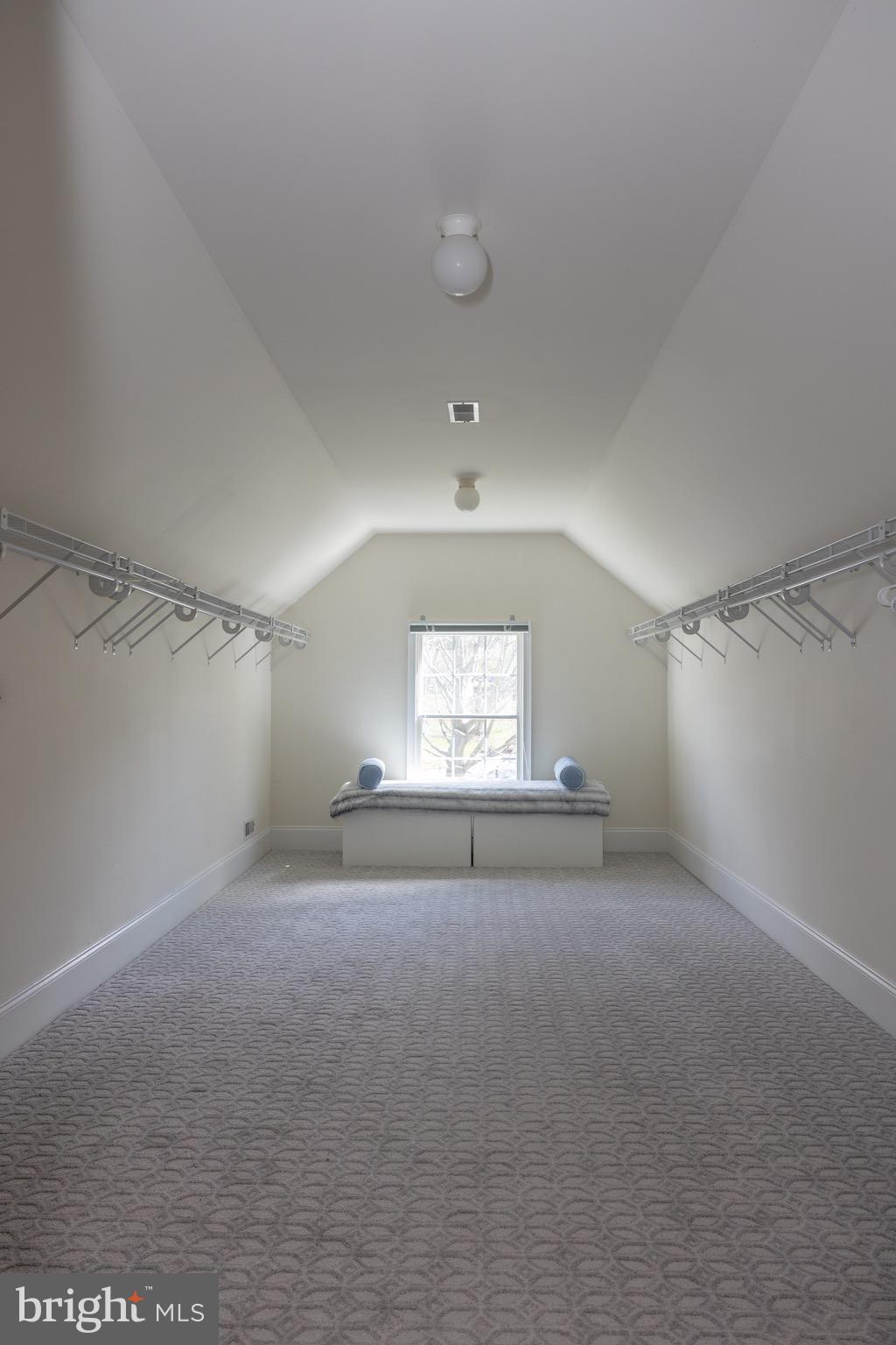 WESTTOWN CHASE - Residential