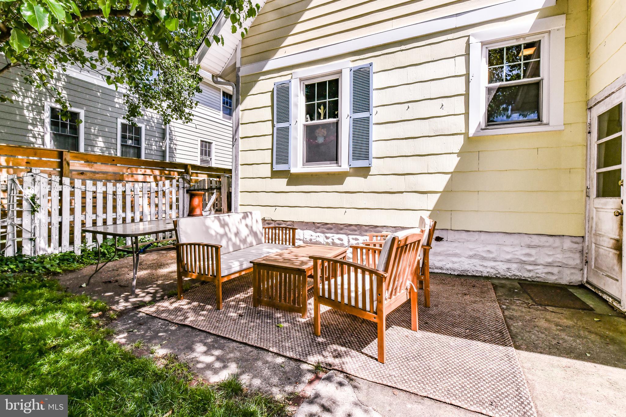 DEL RAY - Residential Lease