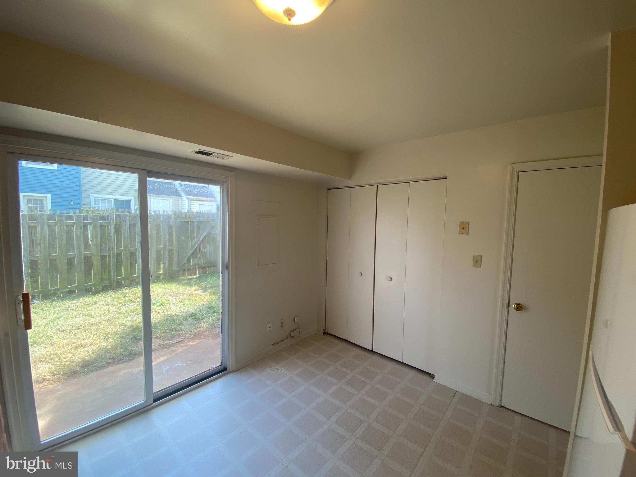 STAFFORD MEADOWS - Residential Lease