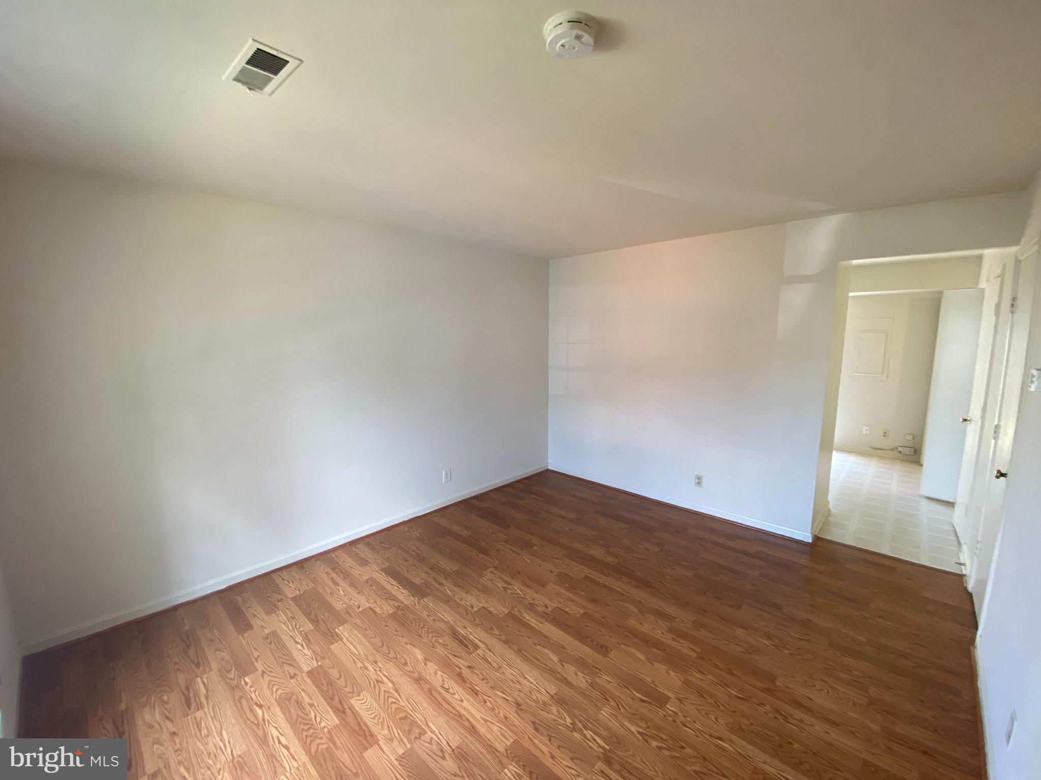 STAFFORD MEADOWS - Residential Lease