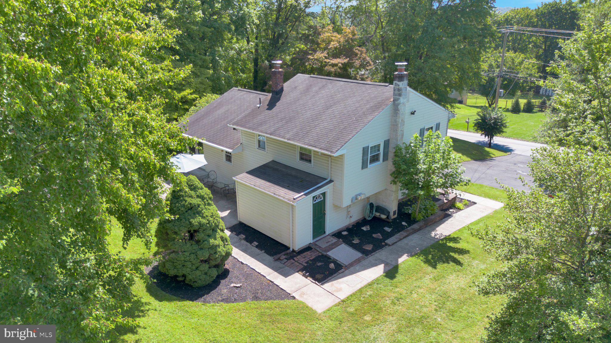 1042 DAVIS GROVE ROAD