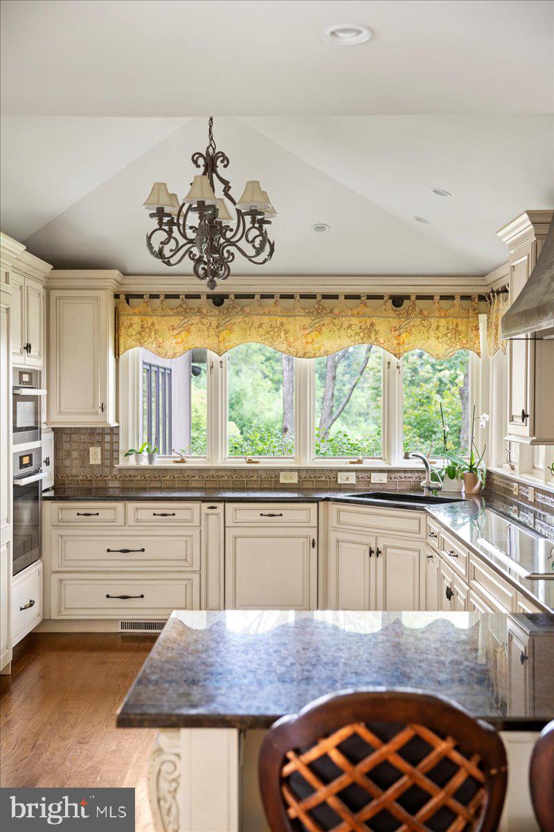 NON AVAILABLE - Residential