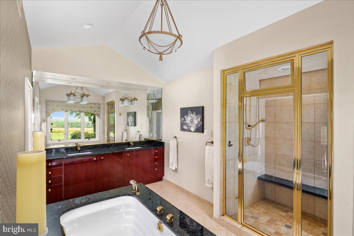 NON AVAILABLE - Residential