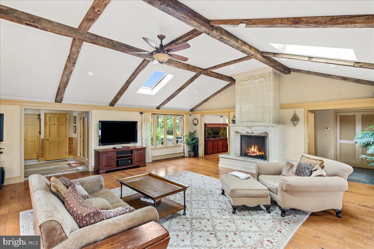 NON AVAILABLE - Residential