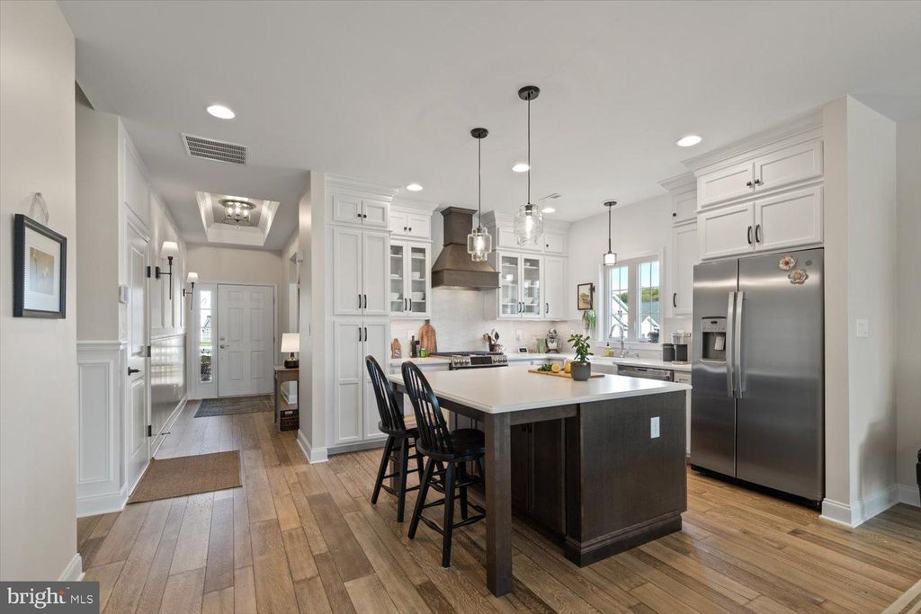 Photo of 823 FOUNDERS WAY, EAST PETERSBURG, PA 17520 (MLS # PALA2033858)