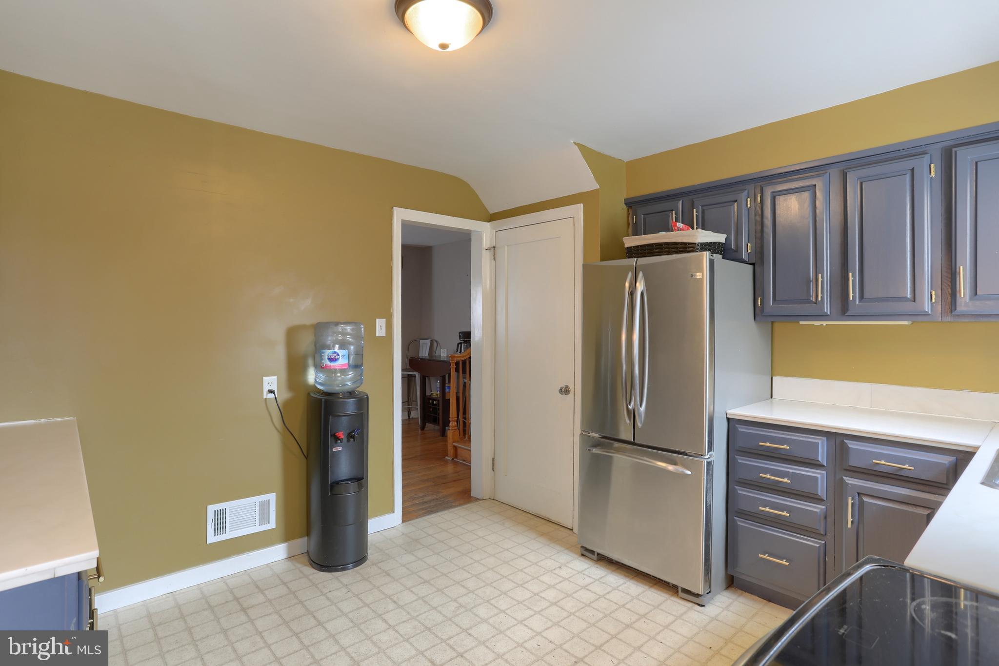 LENKER MANOR - Residential