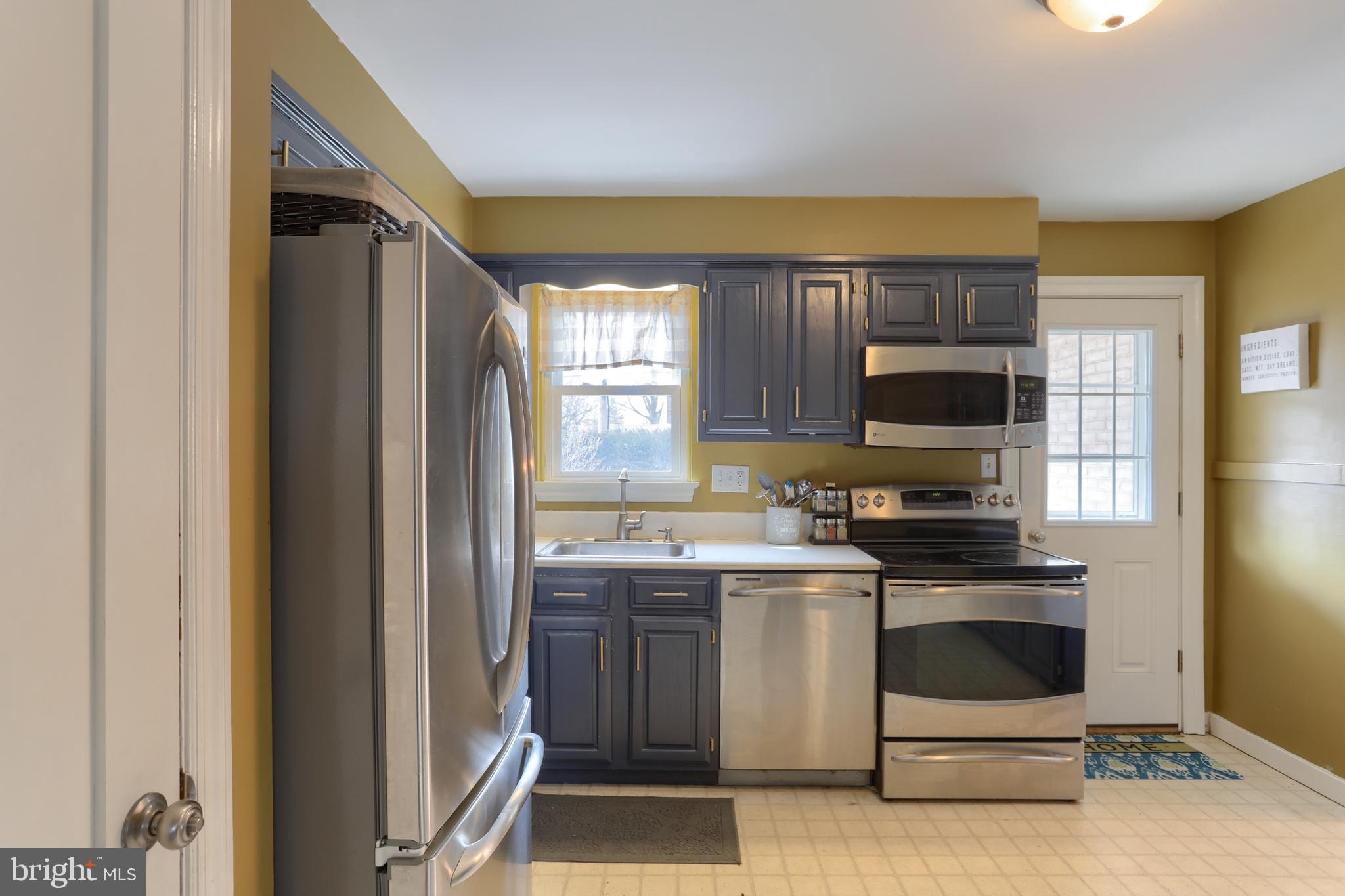 LENKER MANOR - Residential