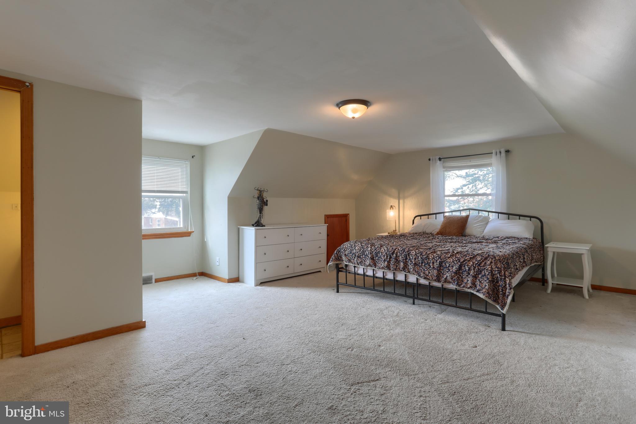 LENKER MANOR - Residential