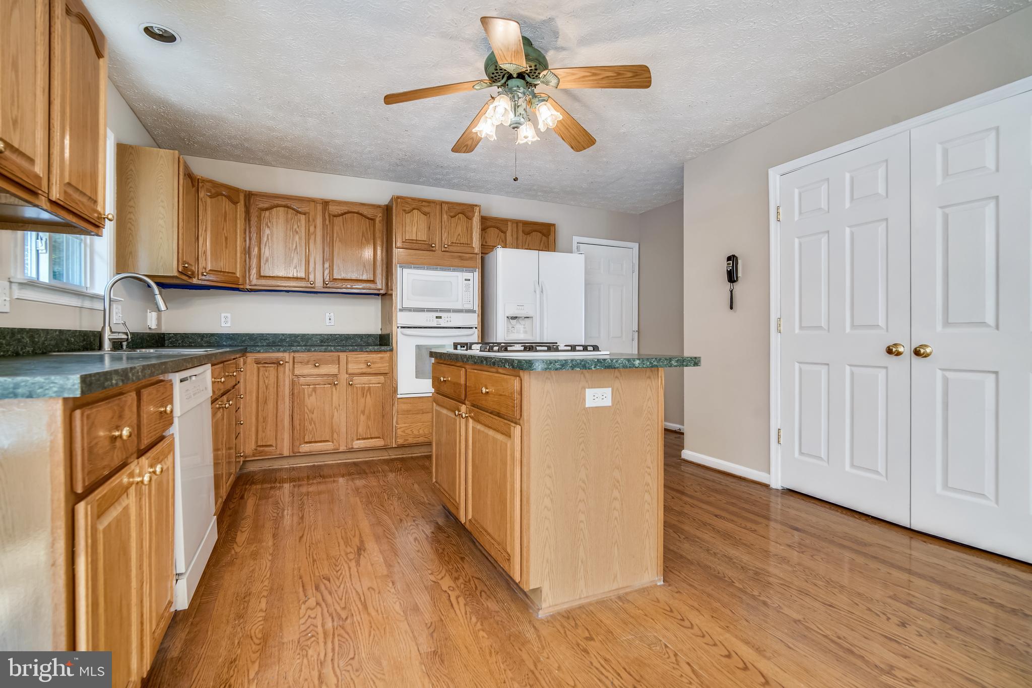 ASHFORD - Residential