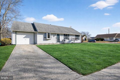 545 BERKSHIRE DRIVE WILLIAMSTOWN NJ 08094