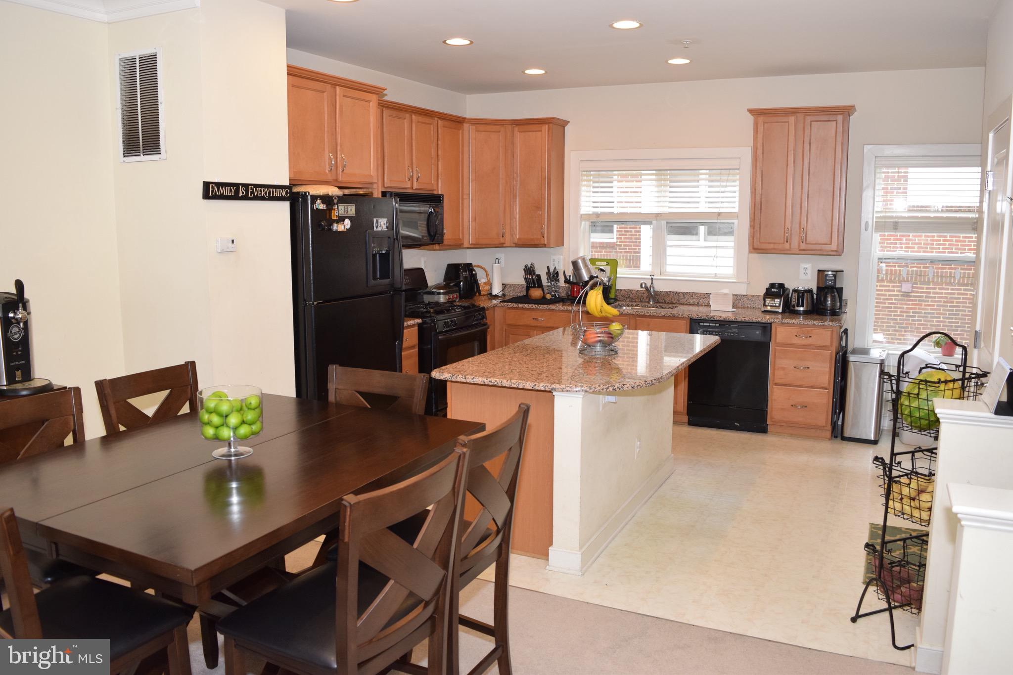 WHEATON FOREST - Residential Lease