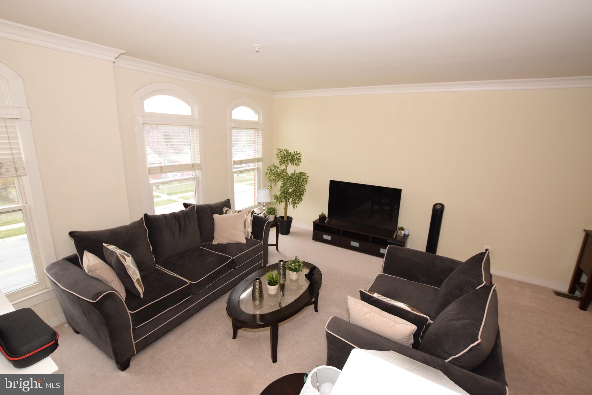 WHEATON FOREST - Residential Lease