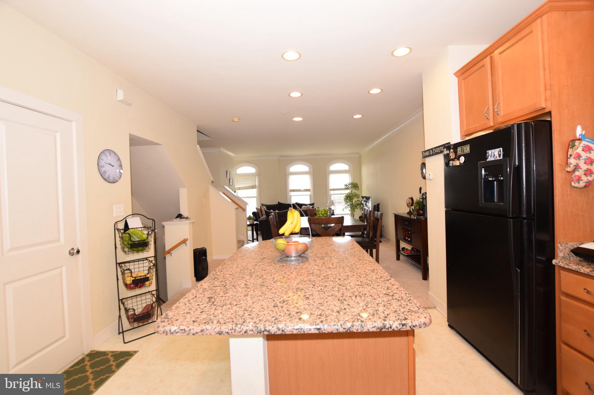 WHEATON FOREST - Residential Lease