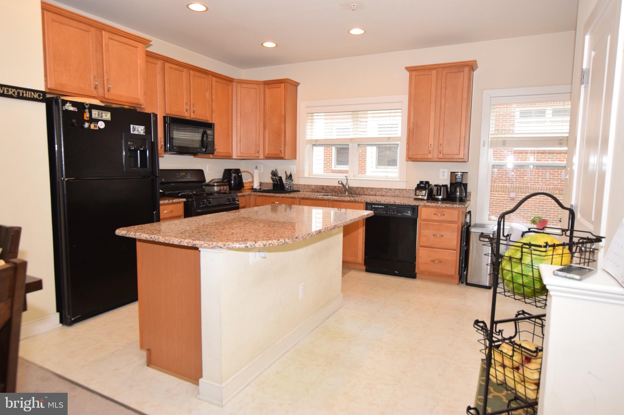 WHEATON FOREST - Residential Lease