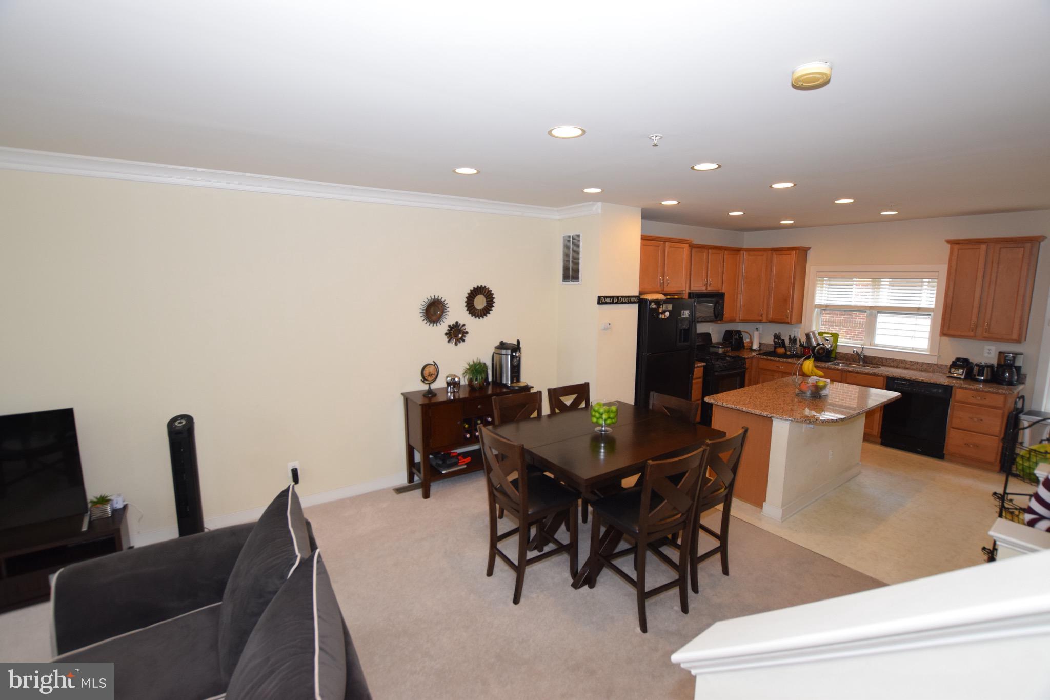 WHEATON FOREST - Residential Lease