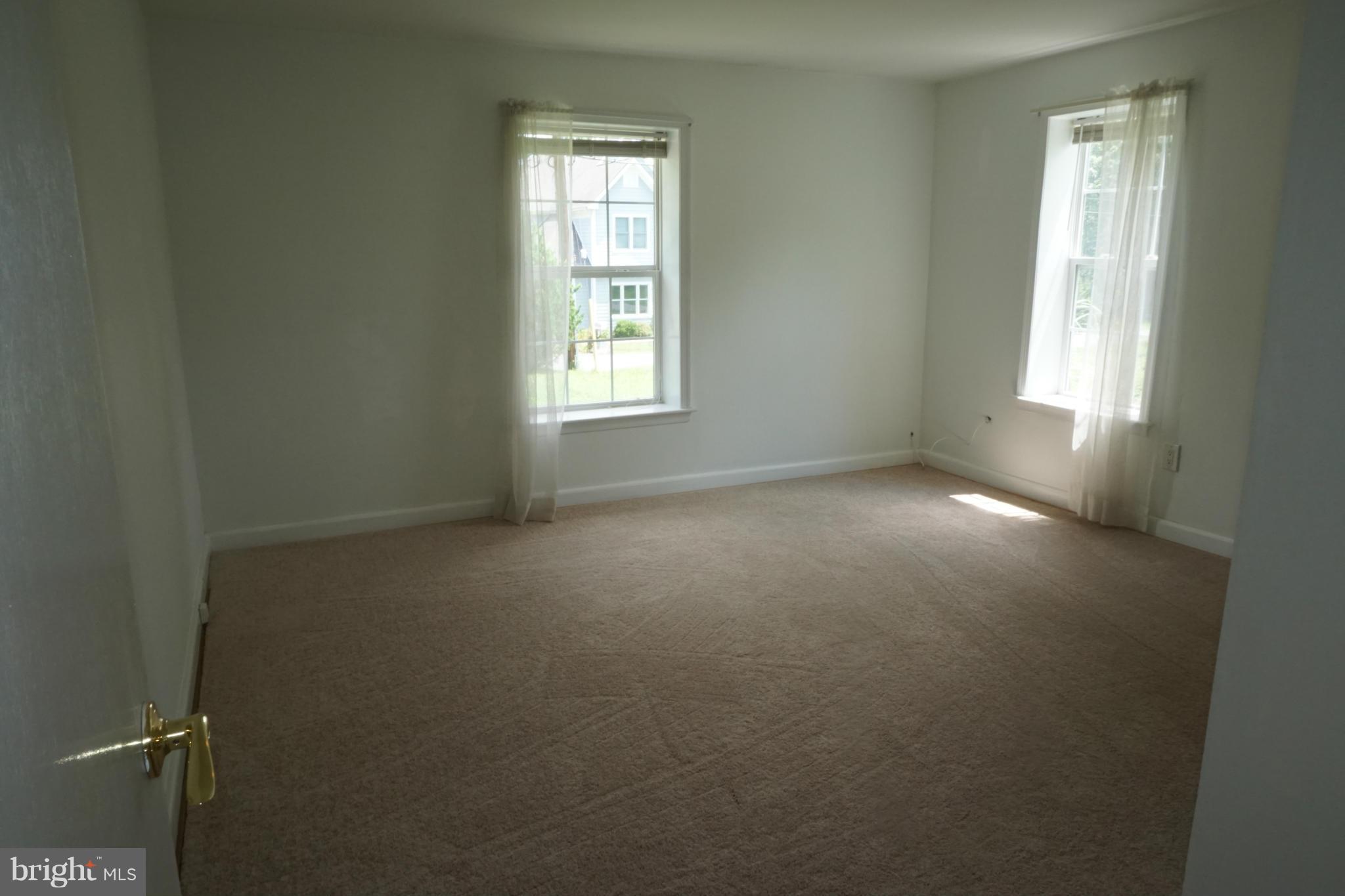 SUNRISE BEACH - Residential Lease