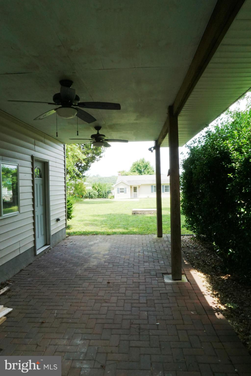 SUNRISE BEACH - Residential Lease