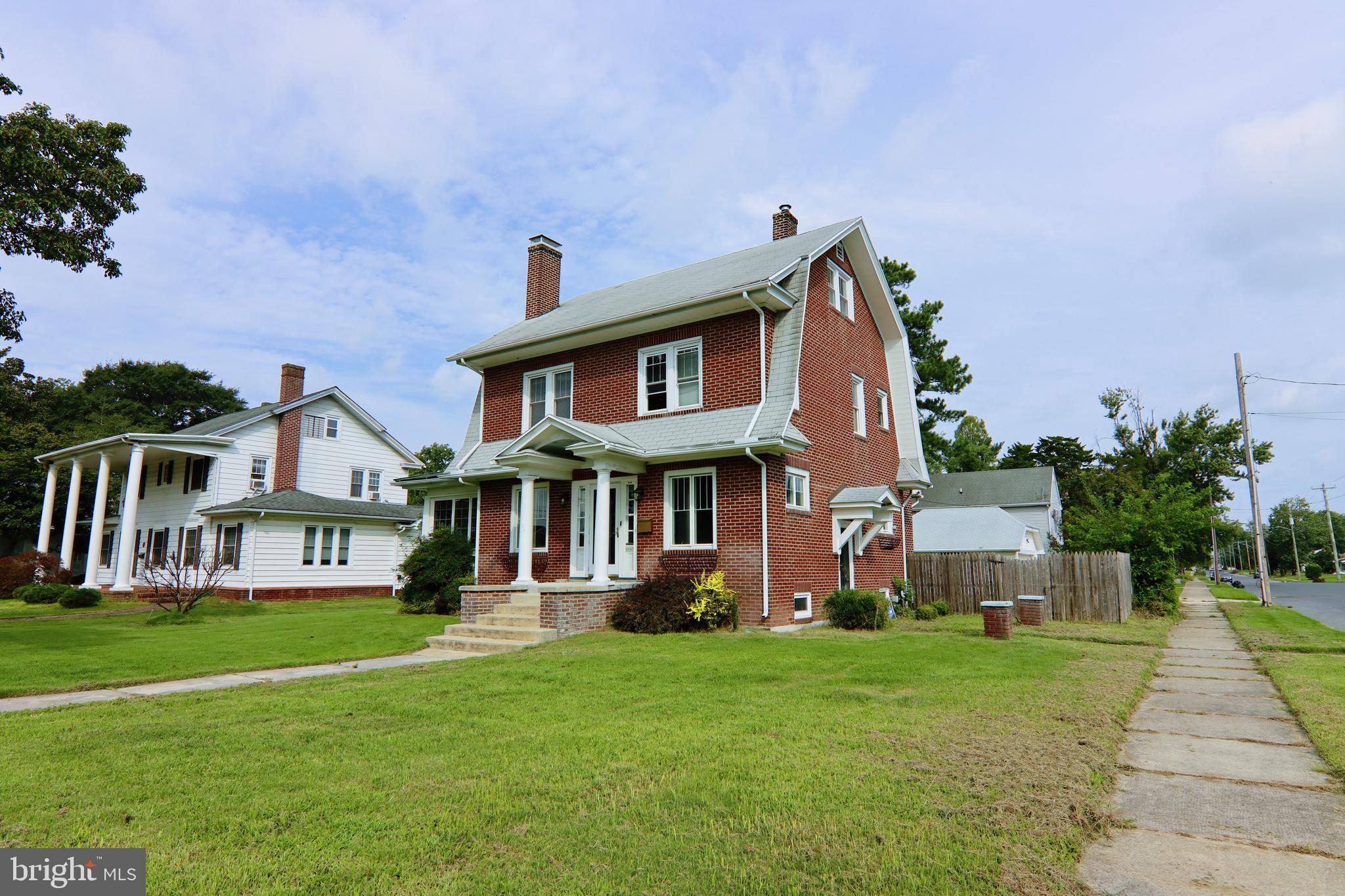 302 PENNSYLVANIA AVENUE