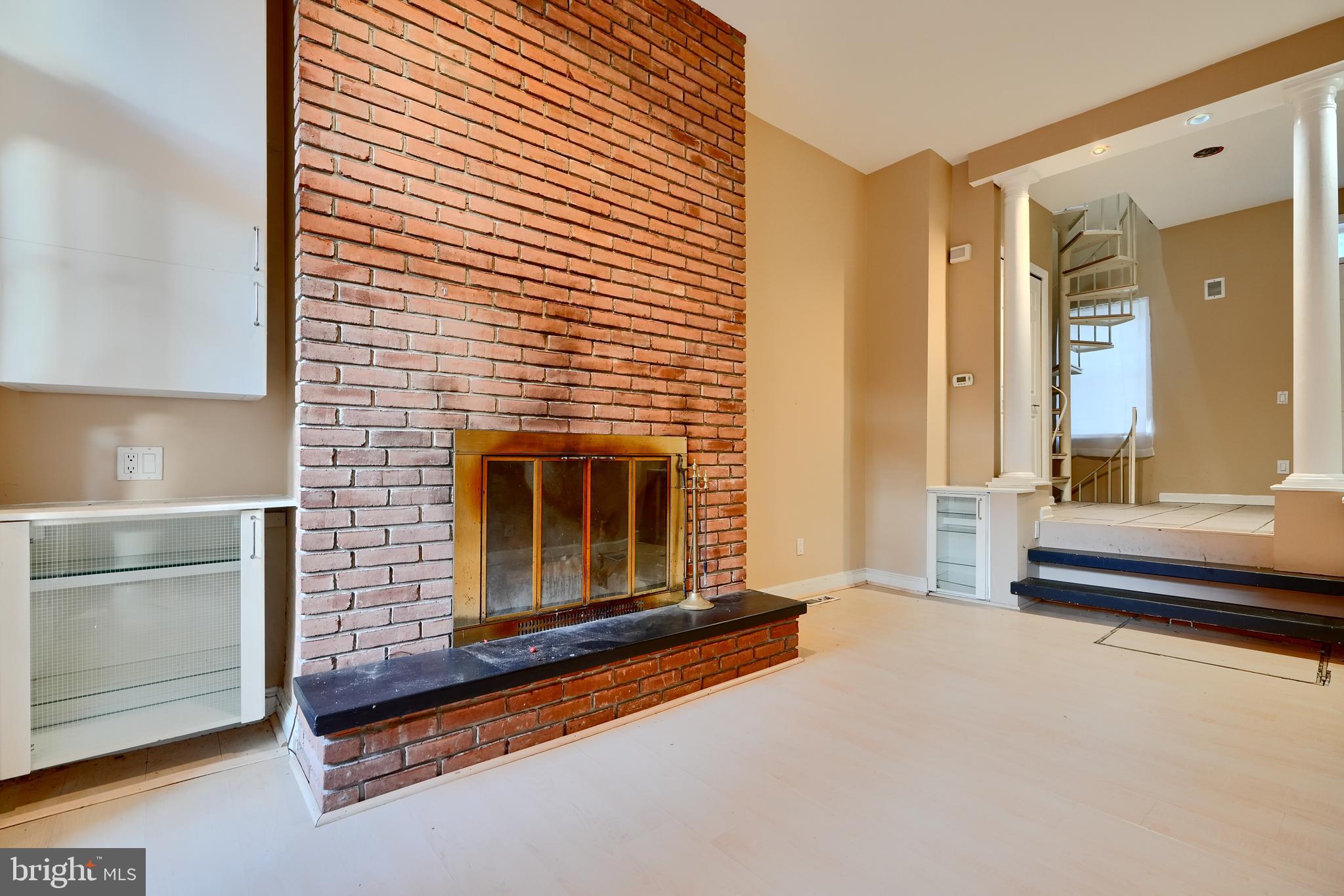 RIDGELY'S DELIGHT - Residential