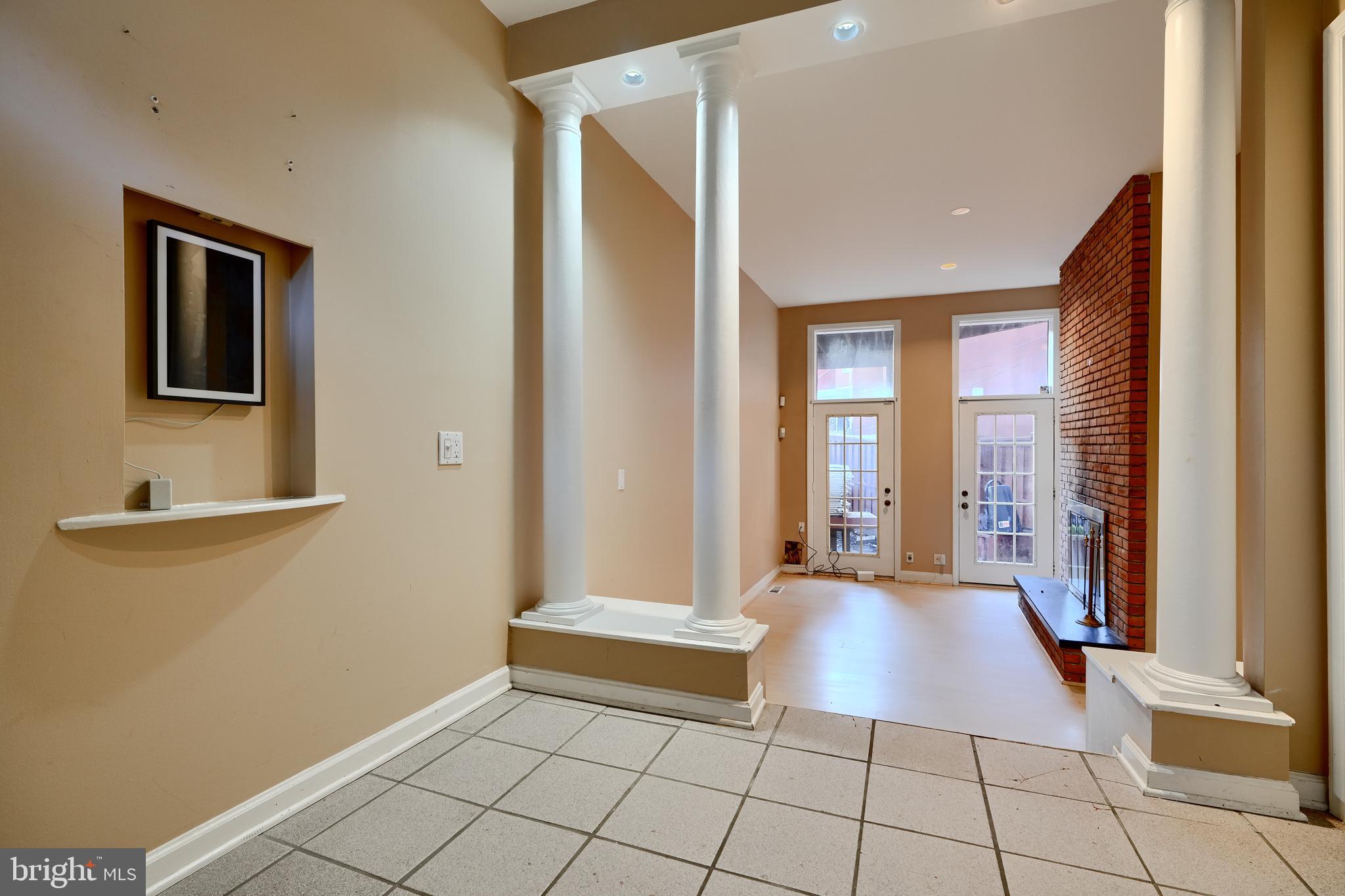 RIDGELY'S DELIGHT - Residential