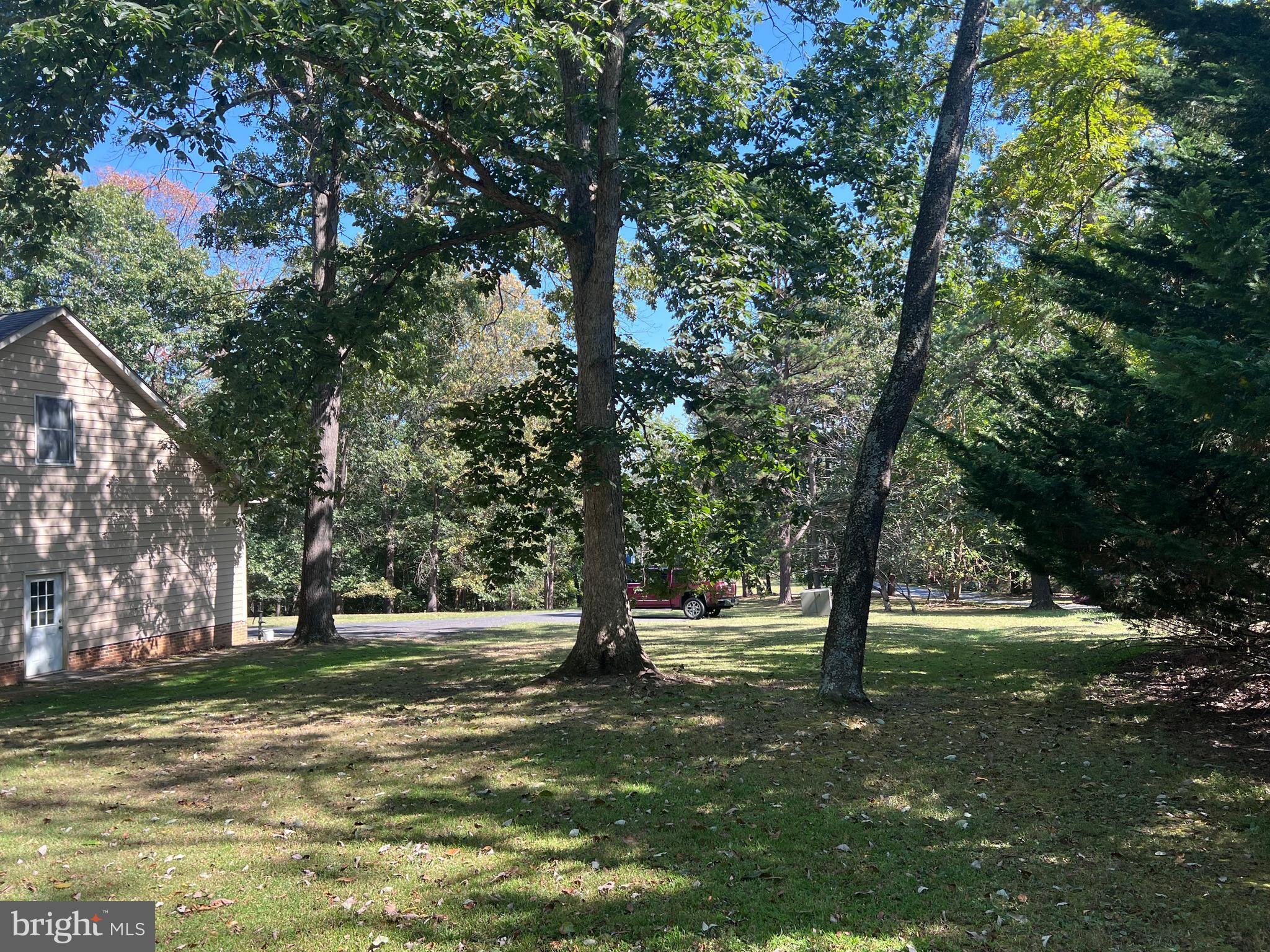 SPRING HOLLOW ESTATES - Residential