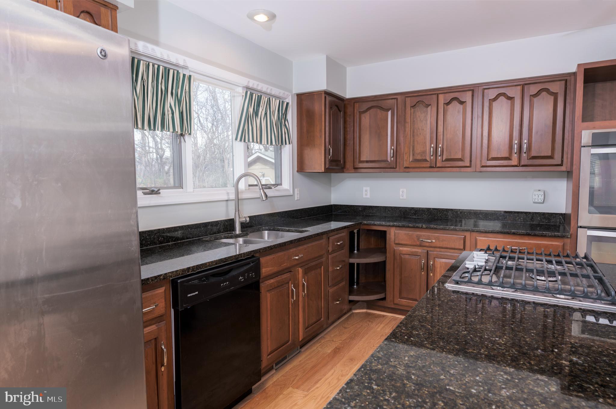 SPRING HOLLOW ESTATES - Residential