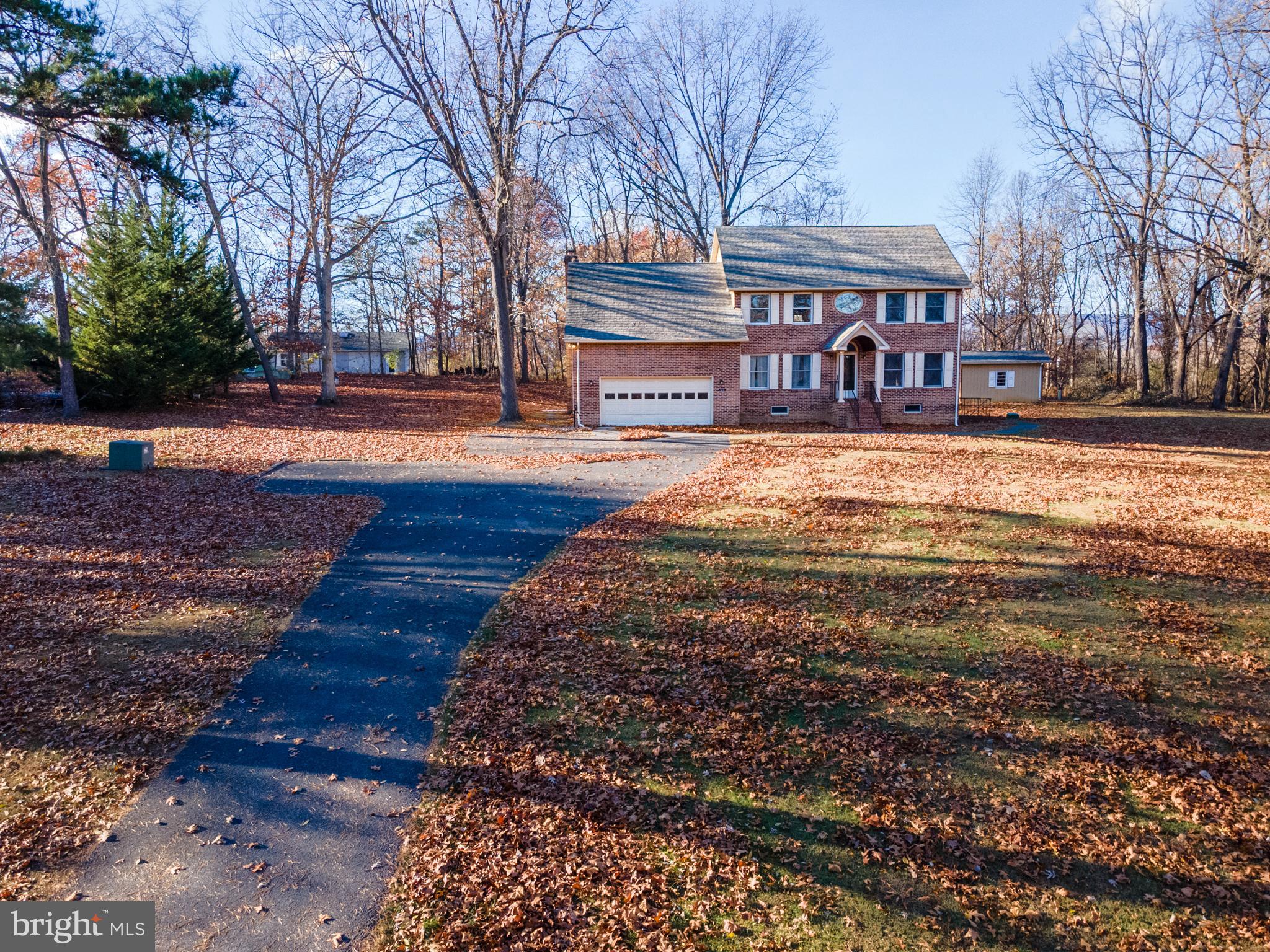 SPRING HOLLOW ESTATES - Residential