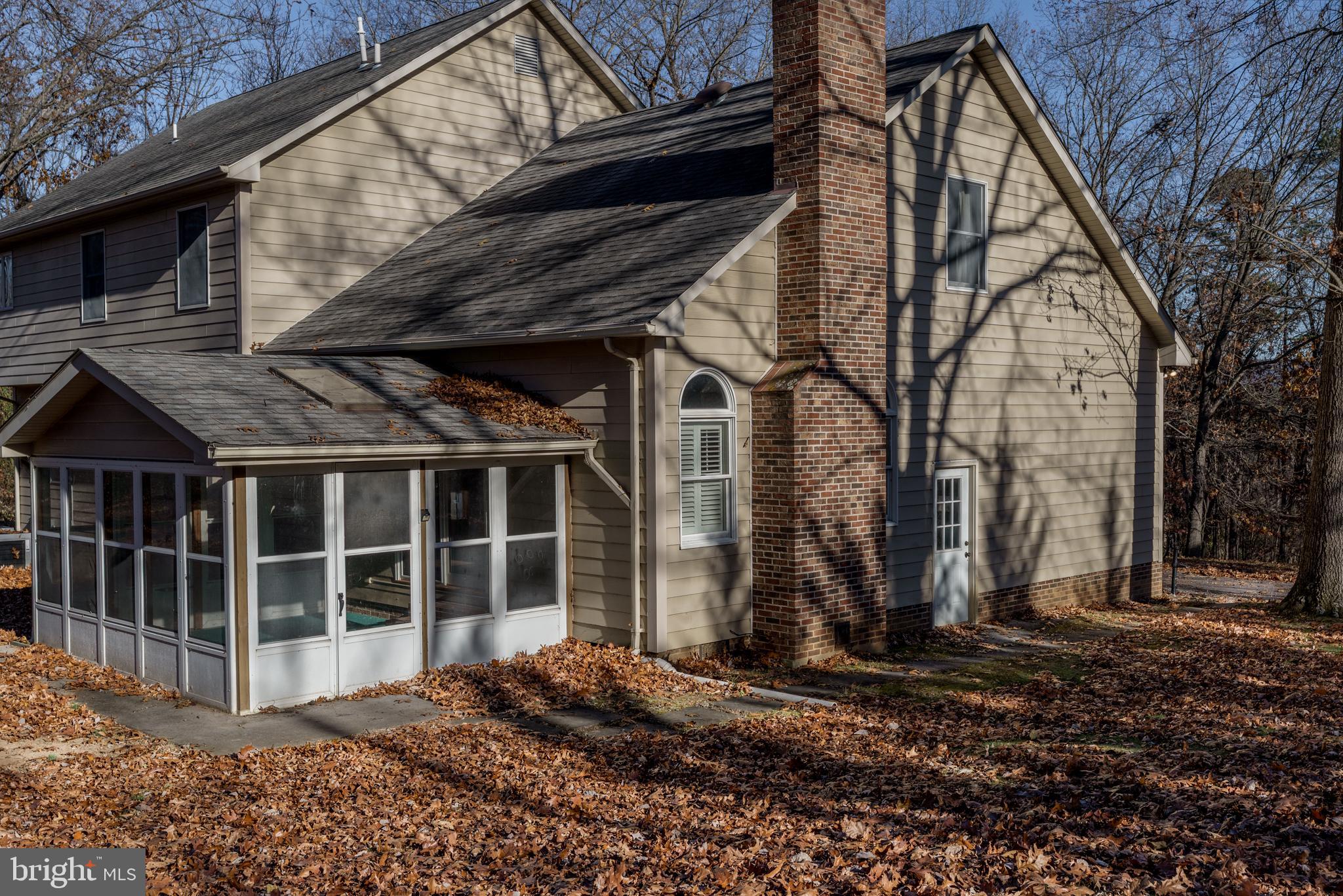 SPRING HOLLOW ESTATES - Residential