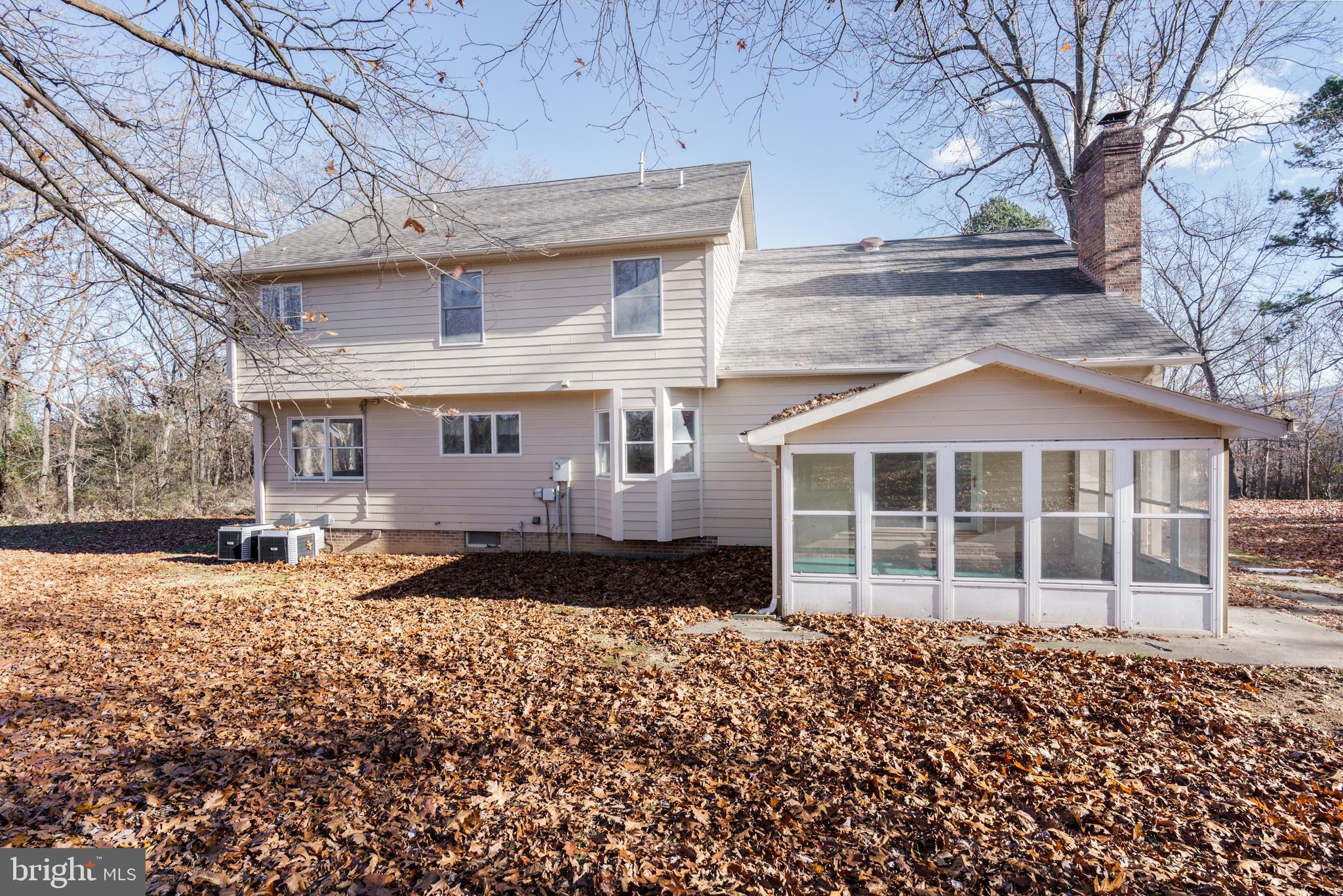 SPRING HOLLOW ESTATES - Residential