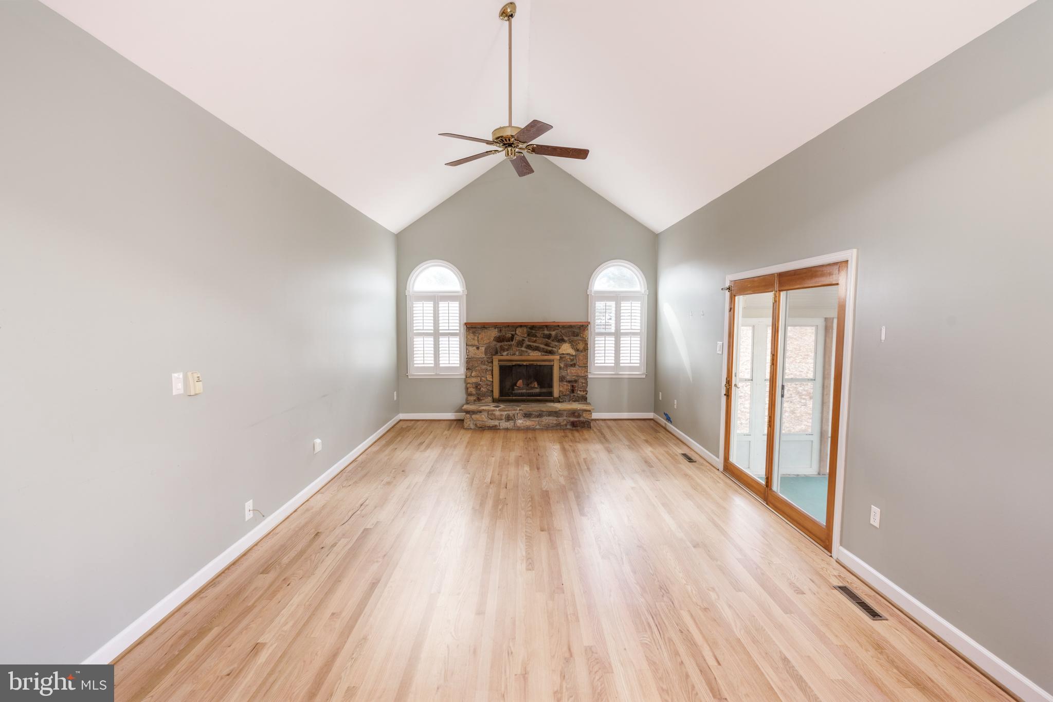 SPRING HOLLOW ESTATES - Residential