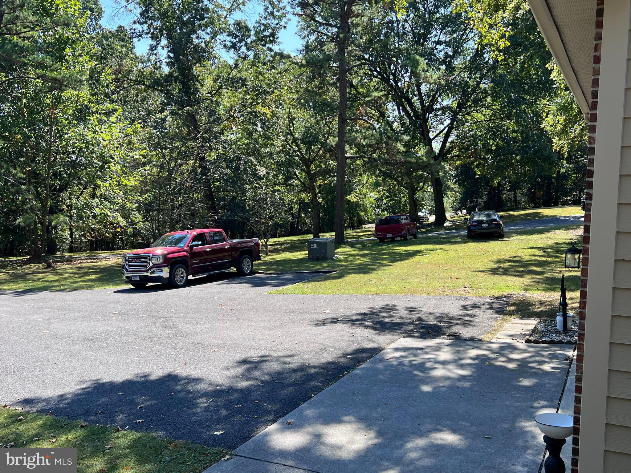 SPRING HOLLOW ESTATES - Residential