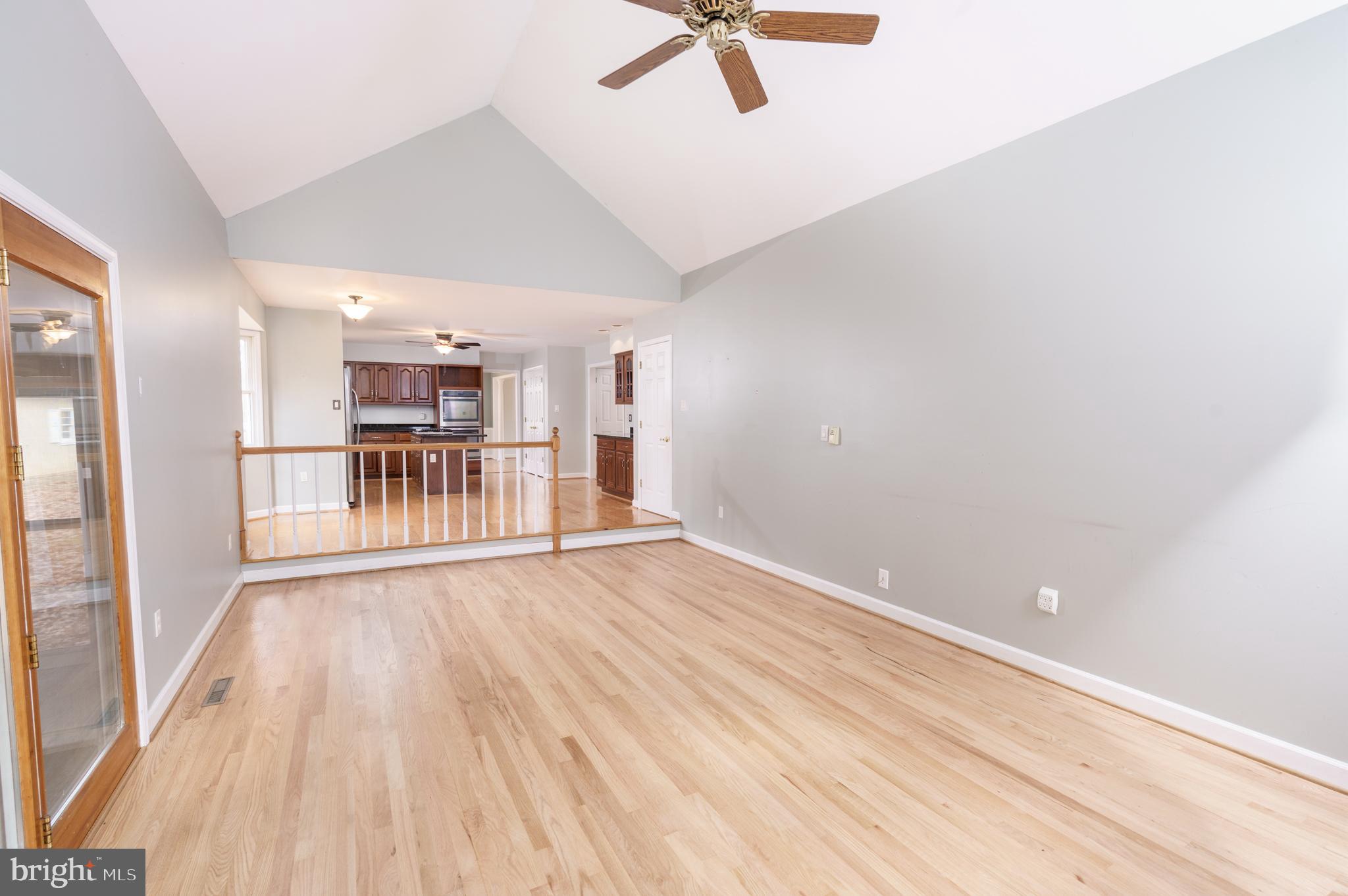 SPRING HOLLOW ESTATES - Residential