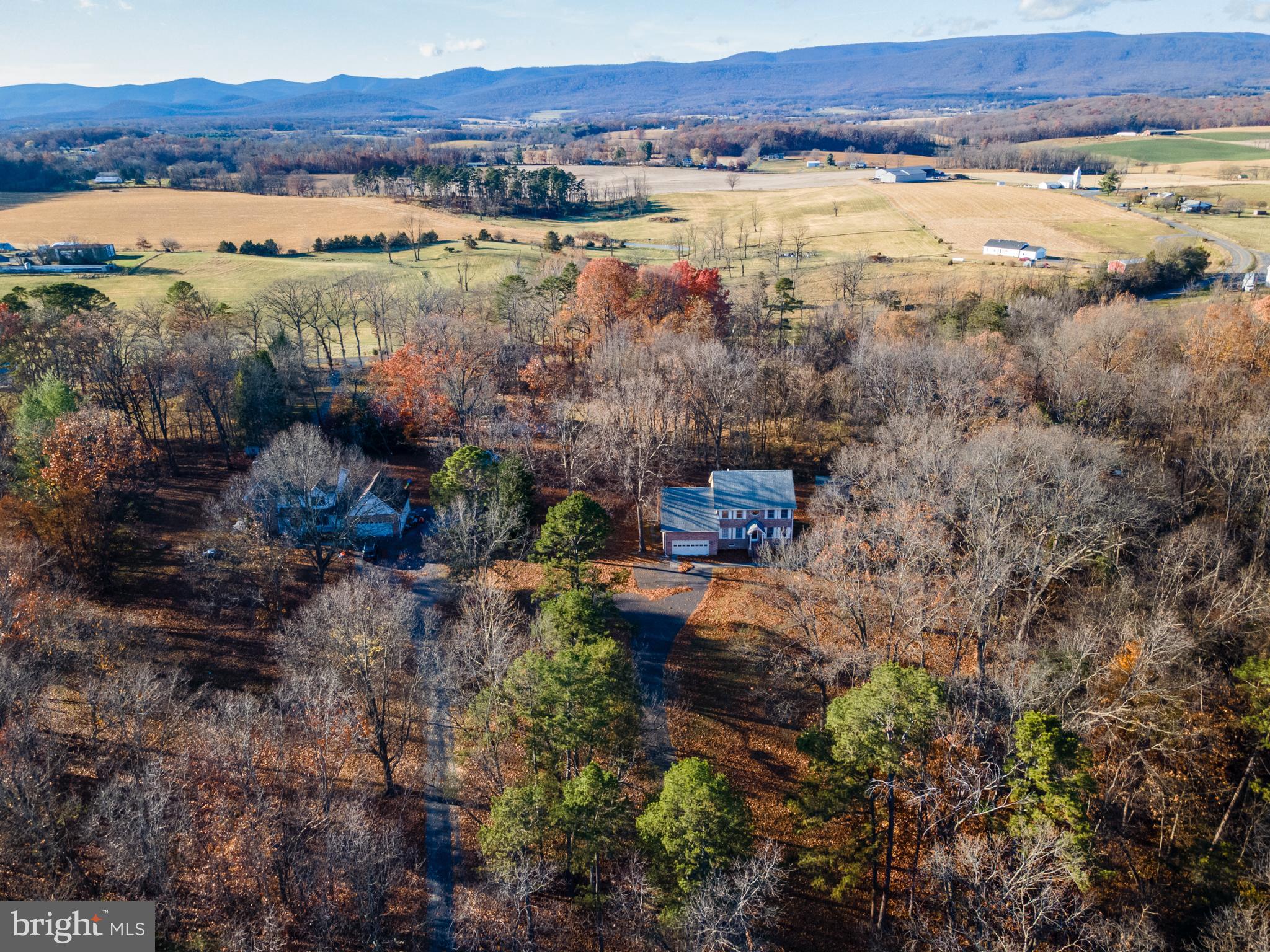 SPRING HOLLOW ESTATES - Residential