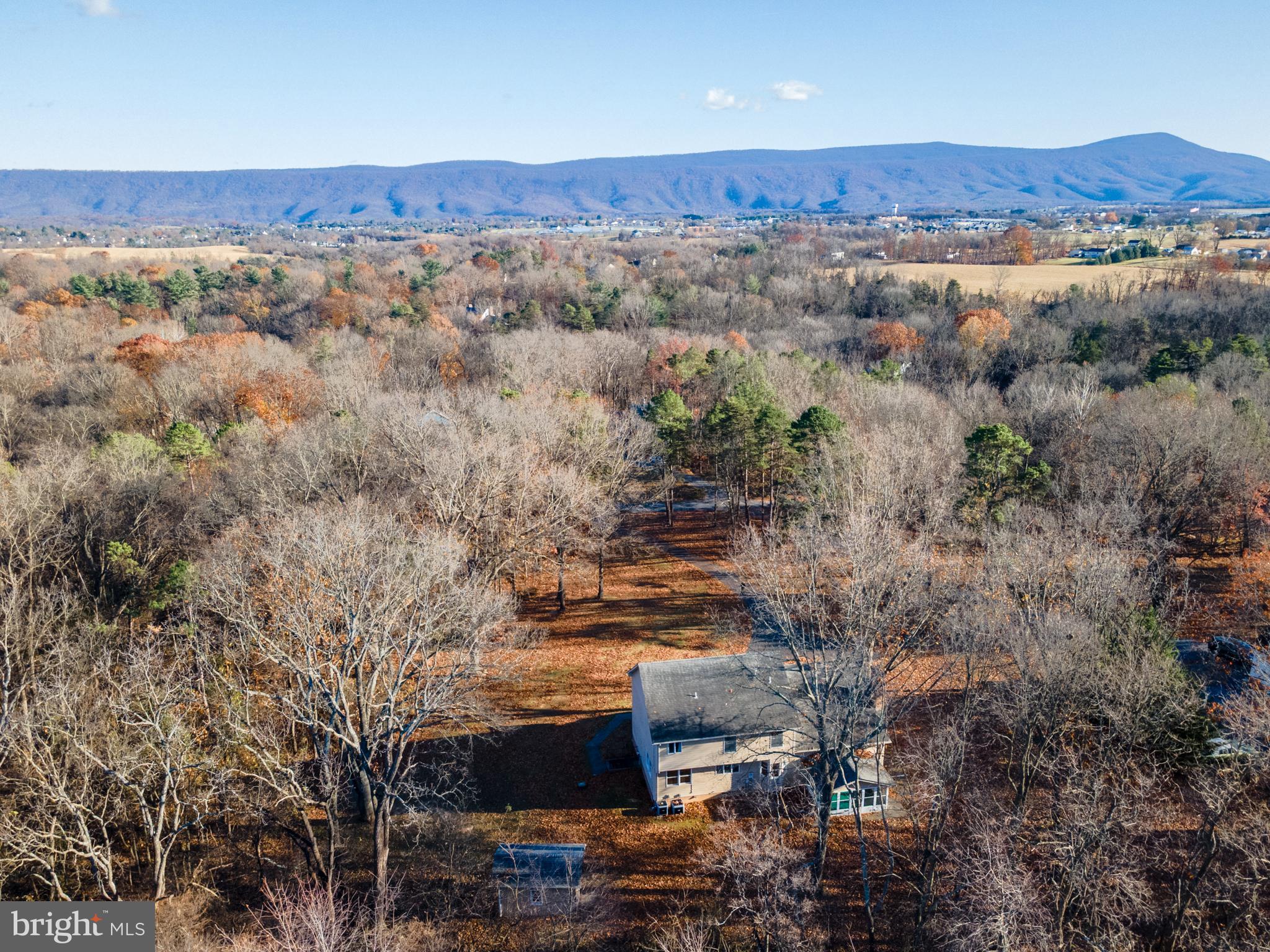 SPRING HOLLOW ESTATES - Residential