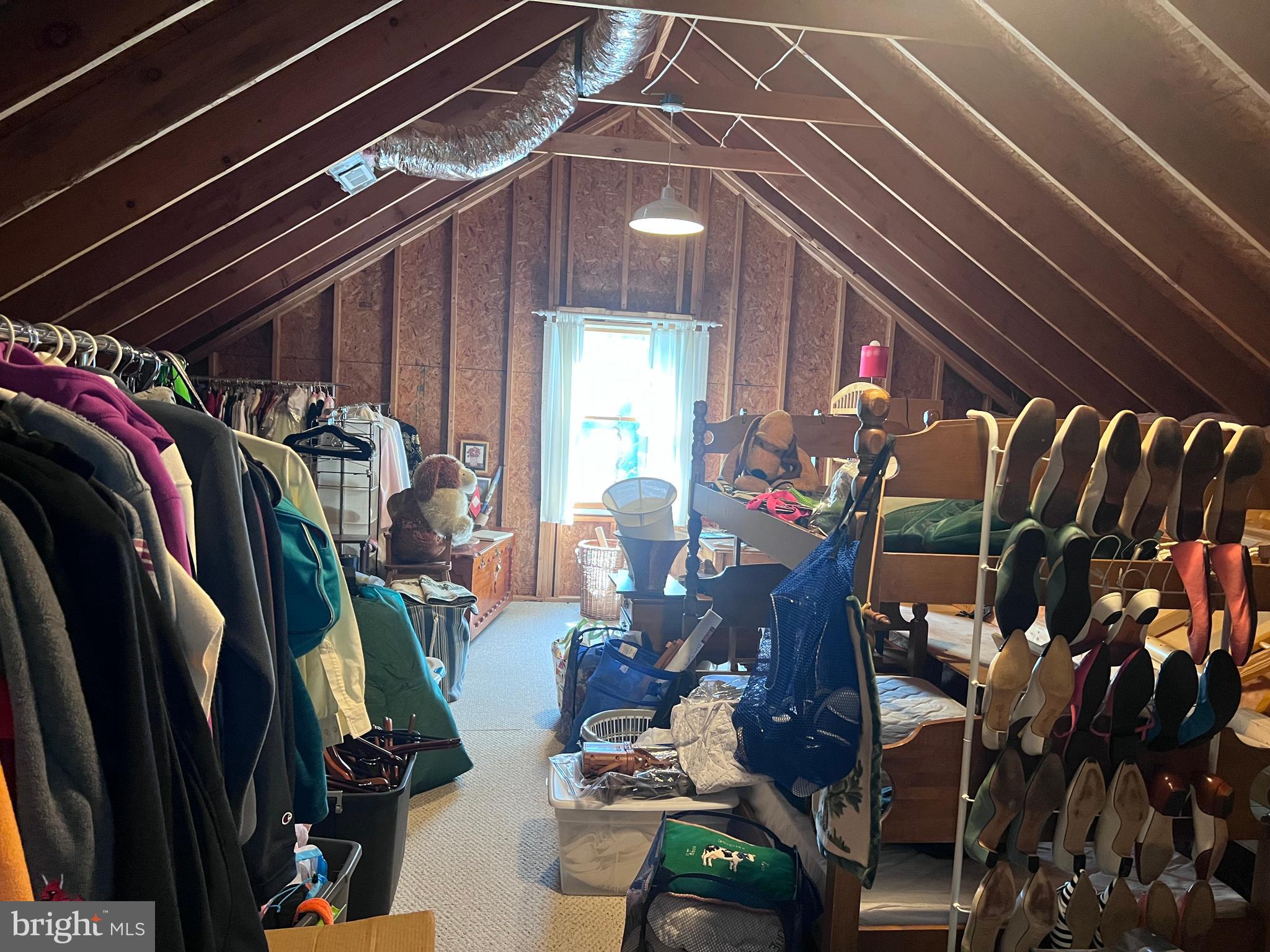 SPRING HOLLOW ESTATES - Residential